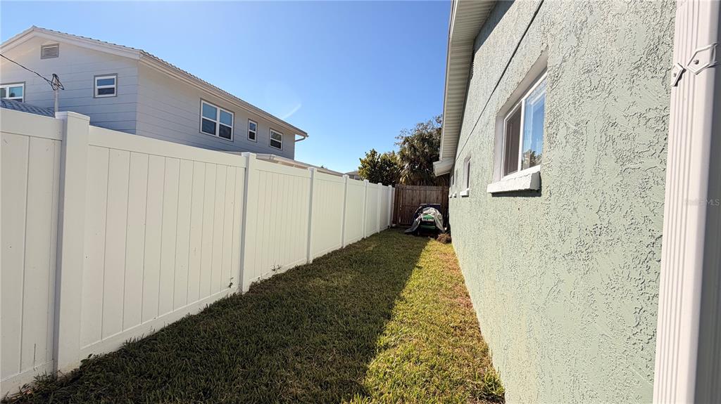 St Petersburg, Florida, 33703, United States, 4 Bedrooms Bedrooms, ,3 BathroomsBathrooms,Residential,For Sale,2005726