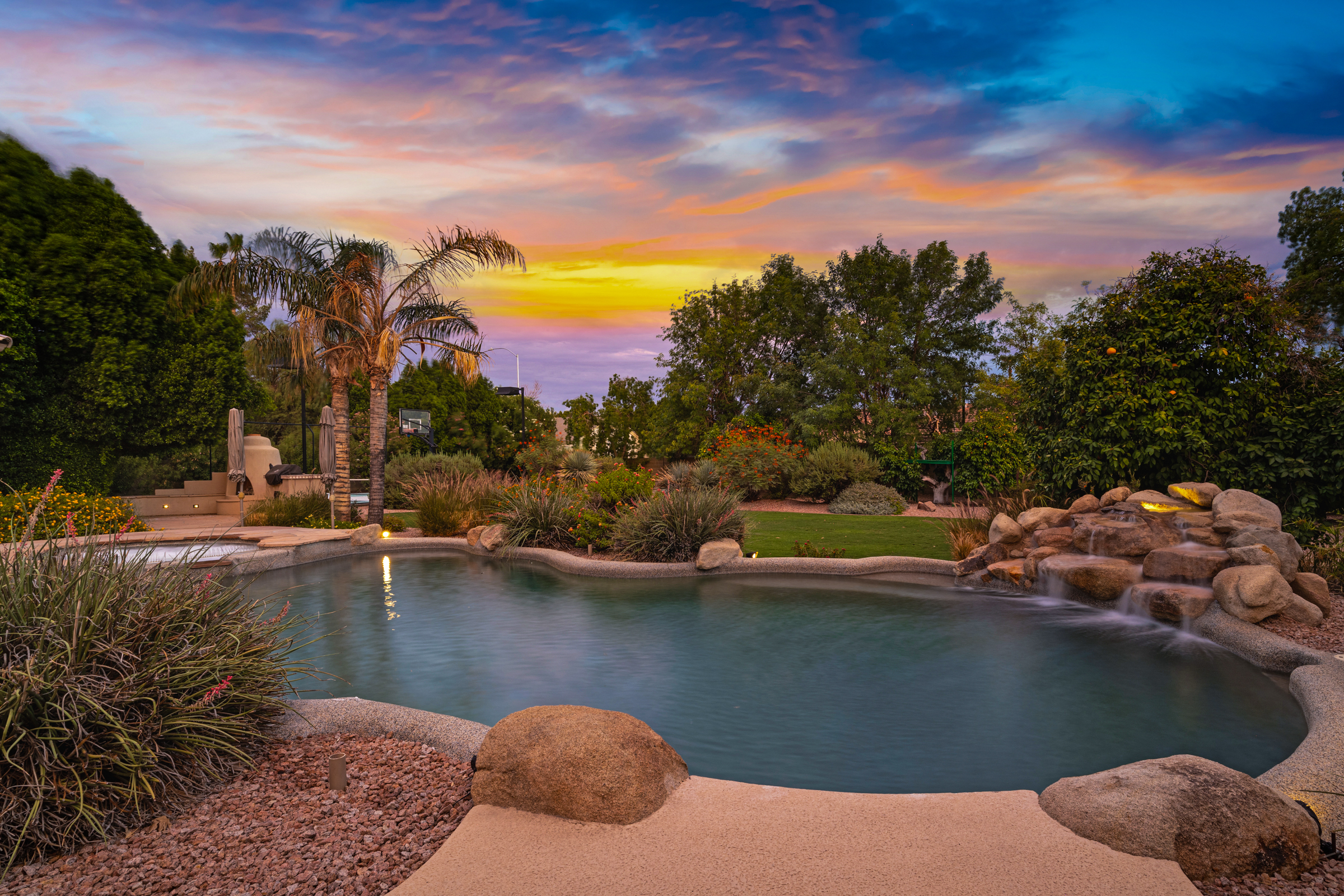 Mesa, Arizona, 85205, United States, 6 Bedrooms Bedrooms, ,3 BathroomsBathrooms,Residential,For Sale,1900615