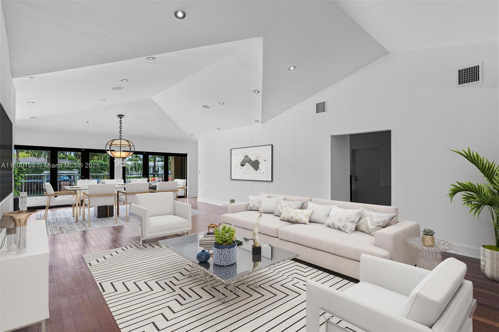 North Miami, Florida, 33181, United States, 5 Bedrooms Bedrooms, ,5 BathroomsBathrooms,Residential,For Sale,1804760
