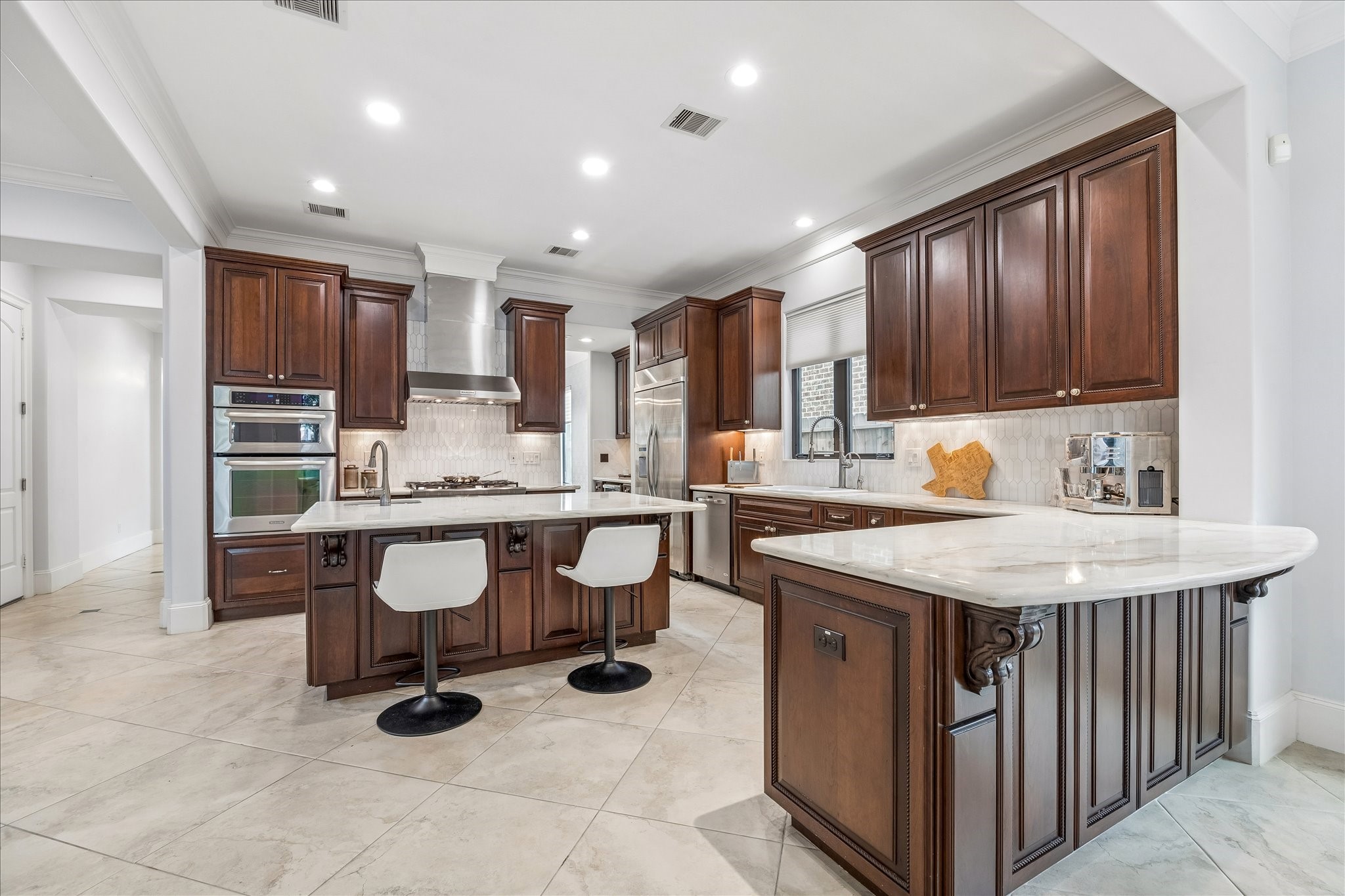  4022 Coleridge Street - 物件實景