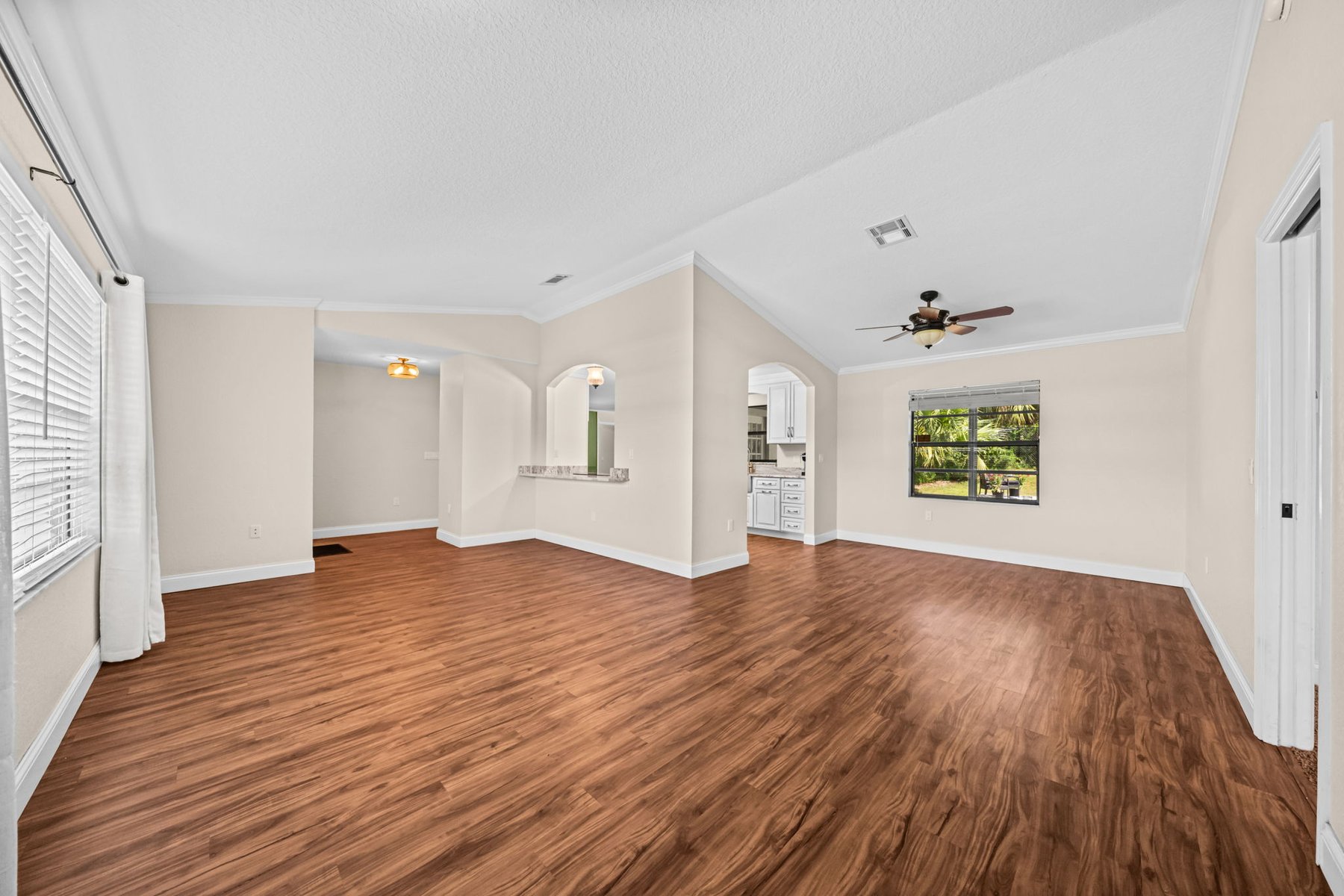  649 Narragansett Street NE, Palm Bay, FL, 32907 - 物件實景