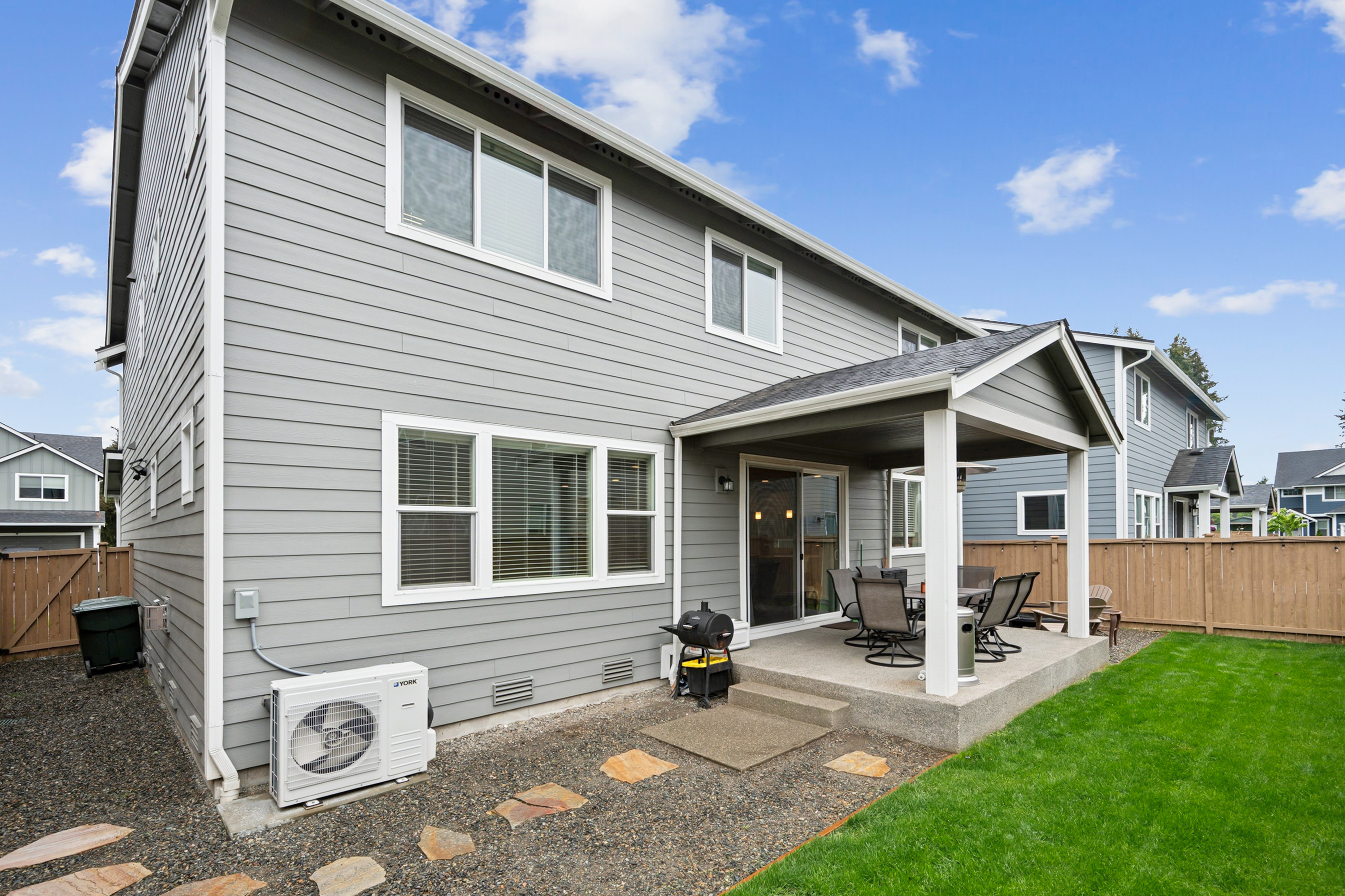  16205 8th Ave E, Spanaway, WA 98387 - 物件實景