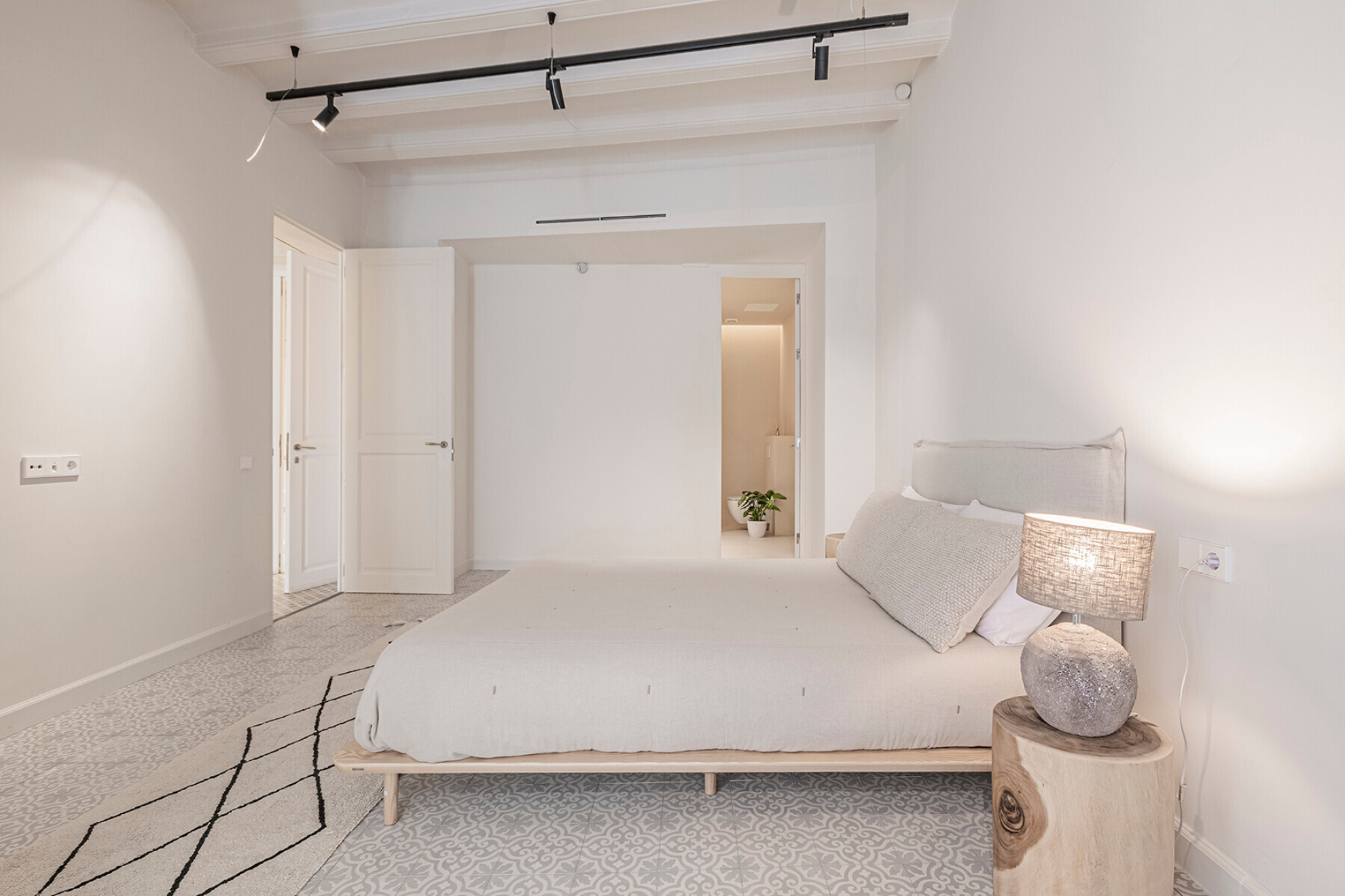  Renovated and bright apartment apartment in central El Born - 物件實景