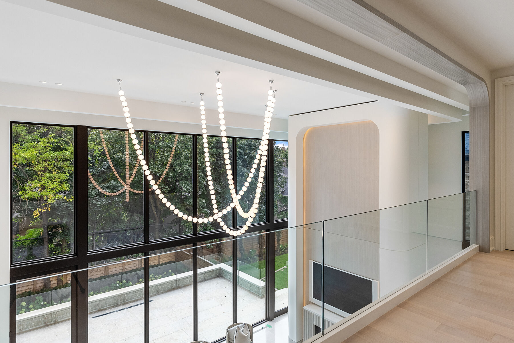  Luxury Living in Forest Hill - 物件實景