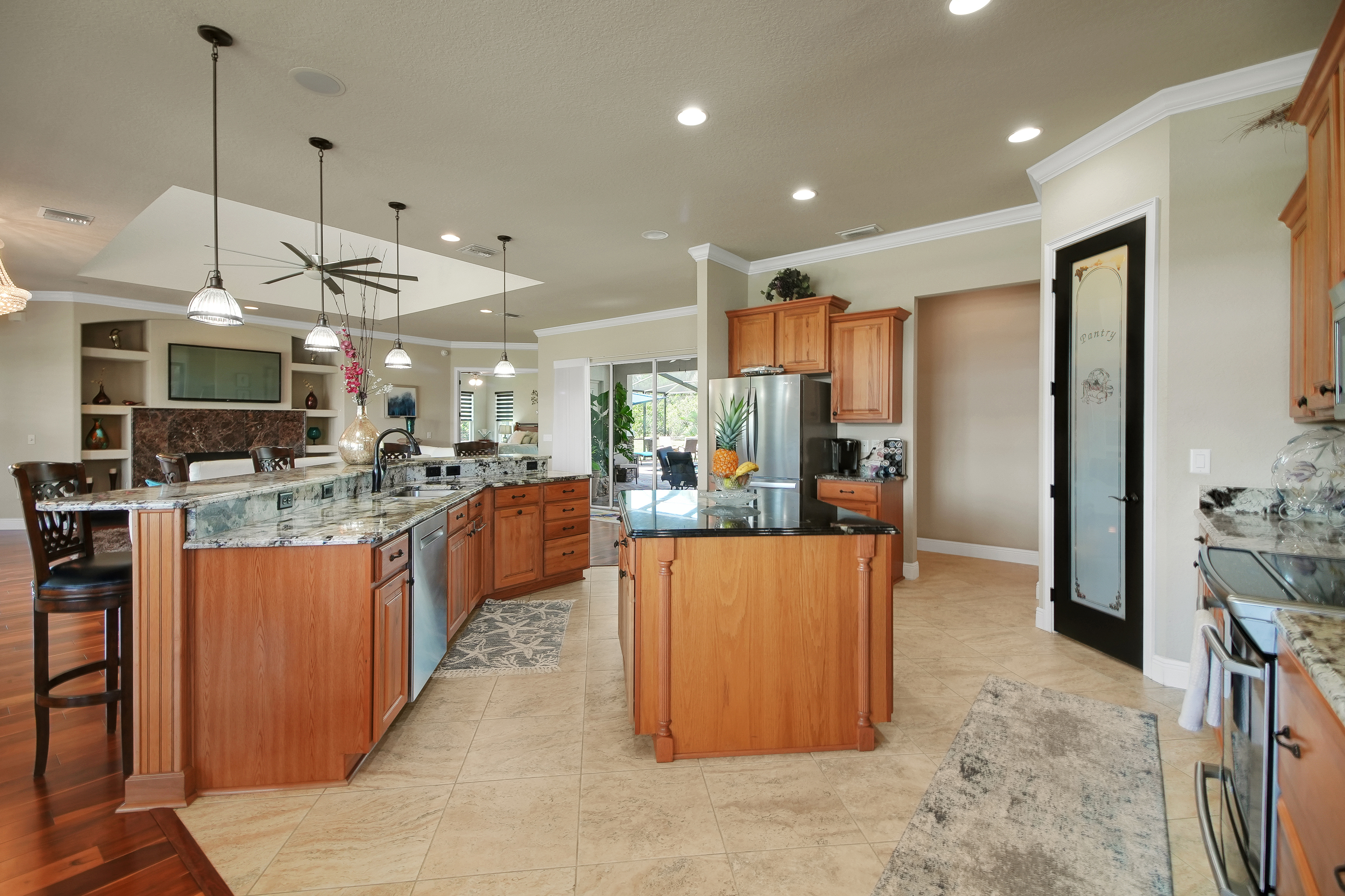 Weirsdale, Florida, 32195, United States, 4 Bedrooms Bedrooms, ,3 BathroomsBathrooms,Residential,For Sale,1900688