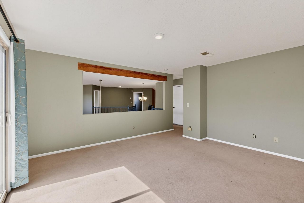 Albuquerque, New Mexico, 87114, United States, 4 Bedrooms Bedrooms, ,4 BathroomsBathrooms,Residential,For Sale,1941091