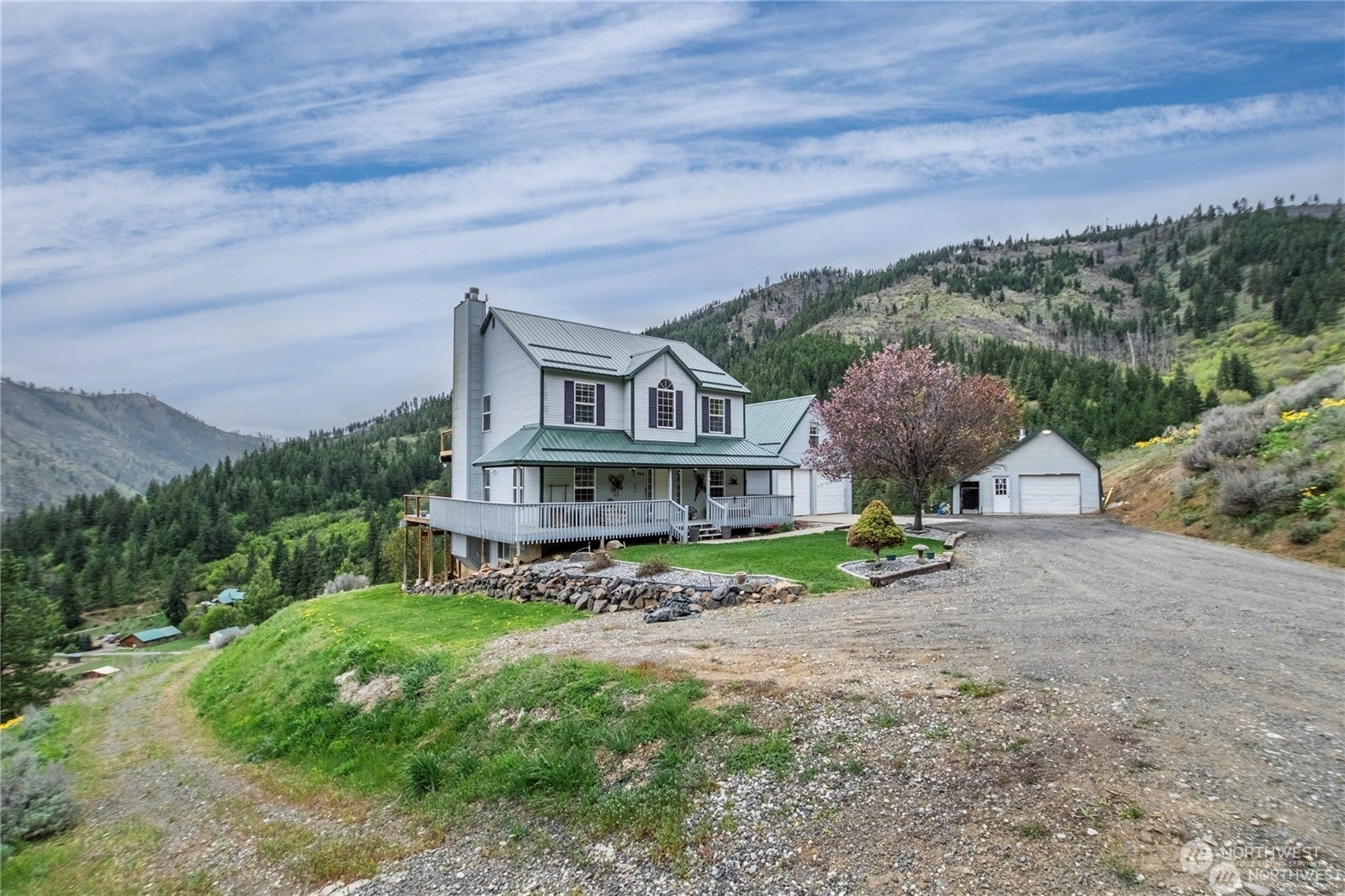 9505 Plateau Road, Cashmere, Washington, 98815, United States, 4 Bedrooms Bedrooms, ,3 BathroomsBathrooms,Residential,For Sale,9505 Plateau Road,1611849