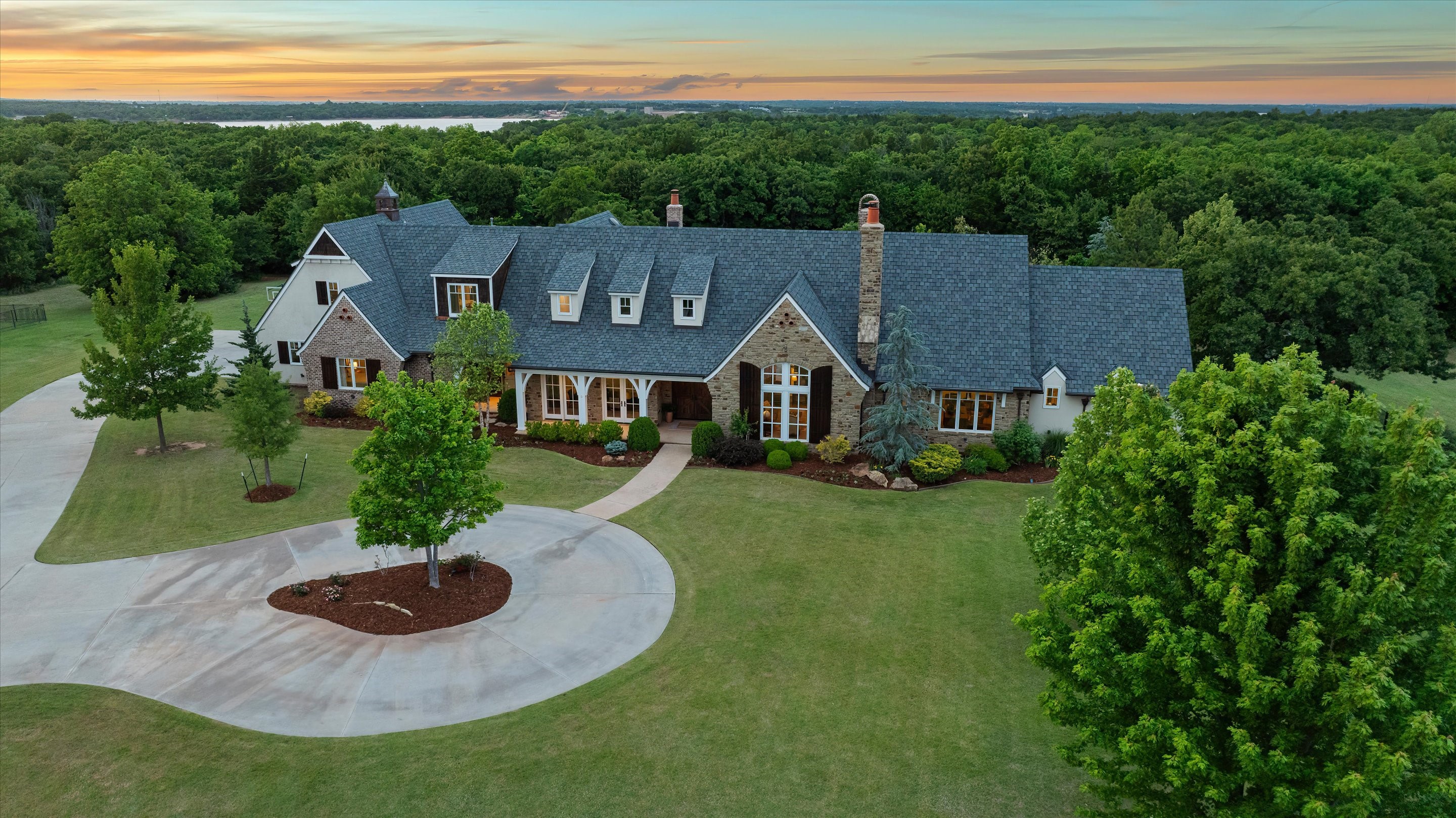  9417 Lake Way Run, Jones, OK 73049 - 物件實景