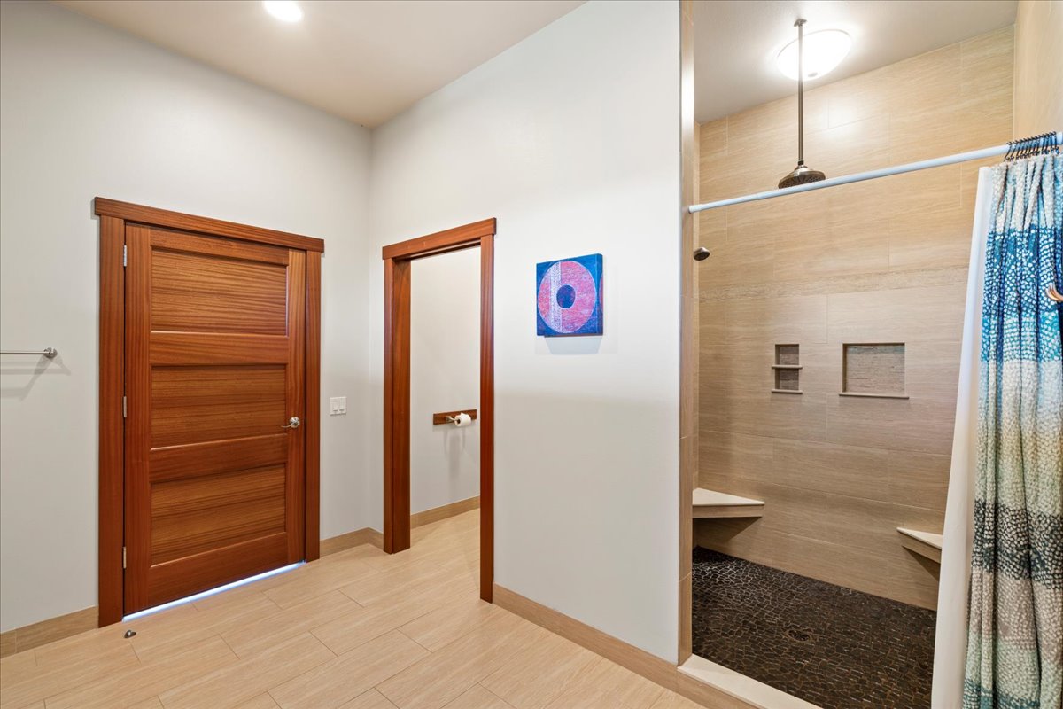 Haiku, Hawaii, 96708, United States, 4 Bedrooms Bedrooms, ,3 BathroomsBathrooms,Residential,For Sale,2002523