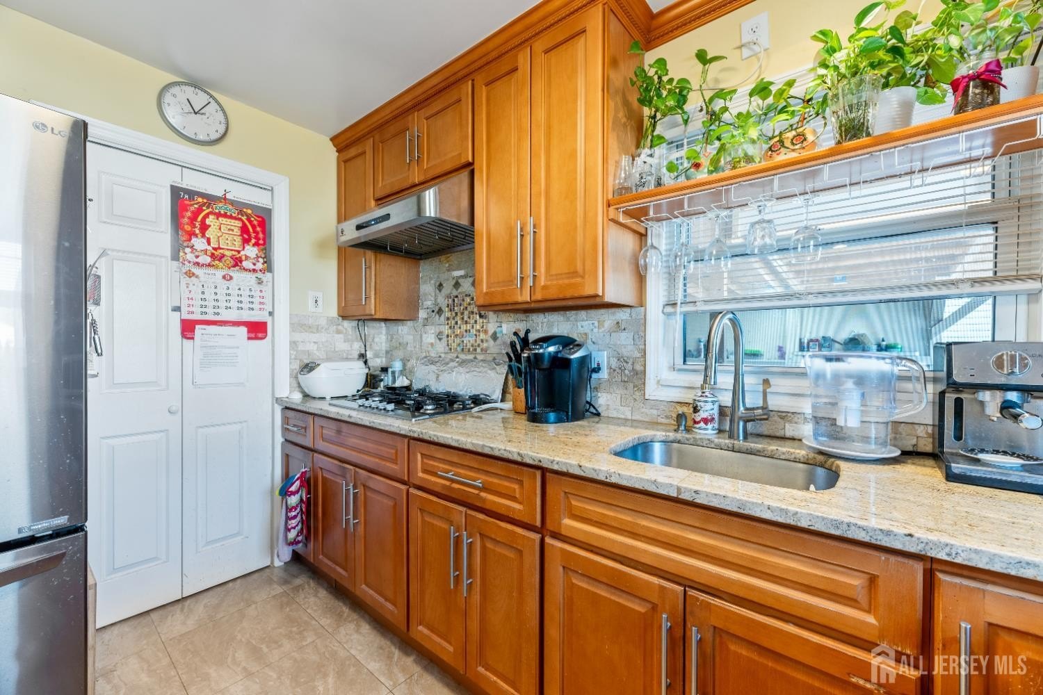 Edison, New Jersey, 08817, United States, 3 Bedrooms Bedrooms, ,2 BathroomsBathrooms,Residential,For Sale,2010060