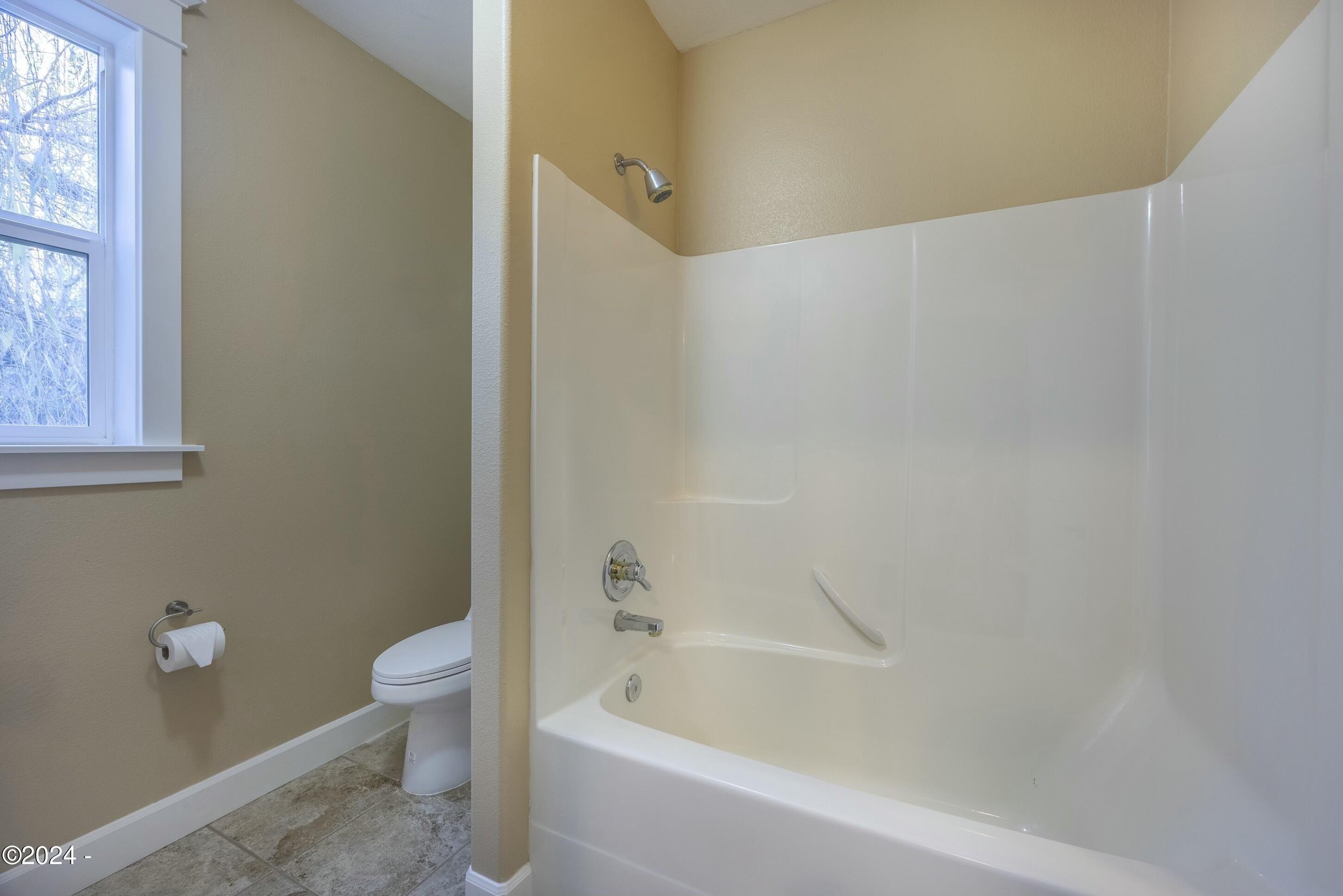 12989 SE Mountain Gate, Happy Valley, Oregon, 97086, United States, 4 Bedrooms Bedrooms, ,5 BathroomsBathrooms,Residential,For Sale,12989 SE Mountain Gate,1668514