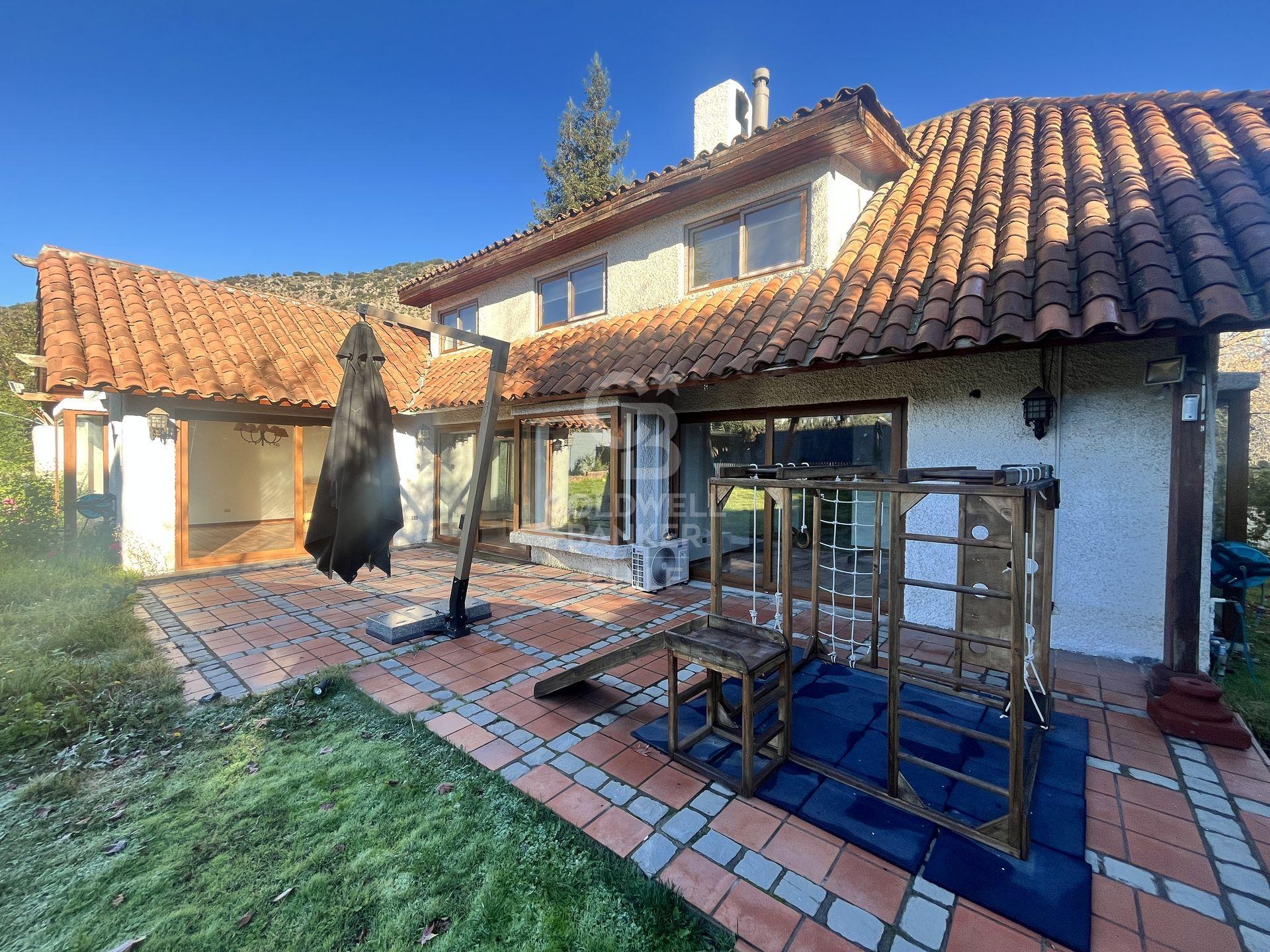 Lo Barnechea, Chile, 6 Bedrooms Bedrooms, ,6 BathroomsBathrooms,Residential,For Sale,1838824