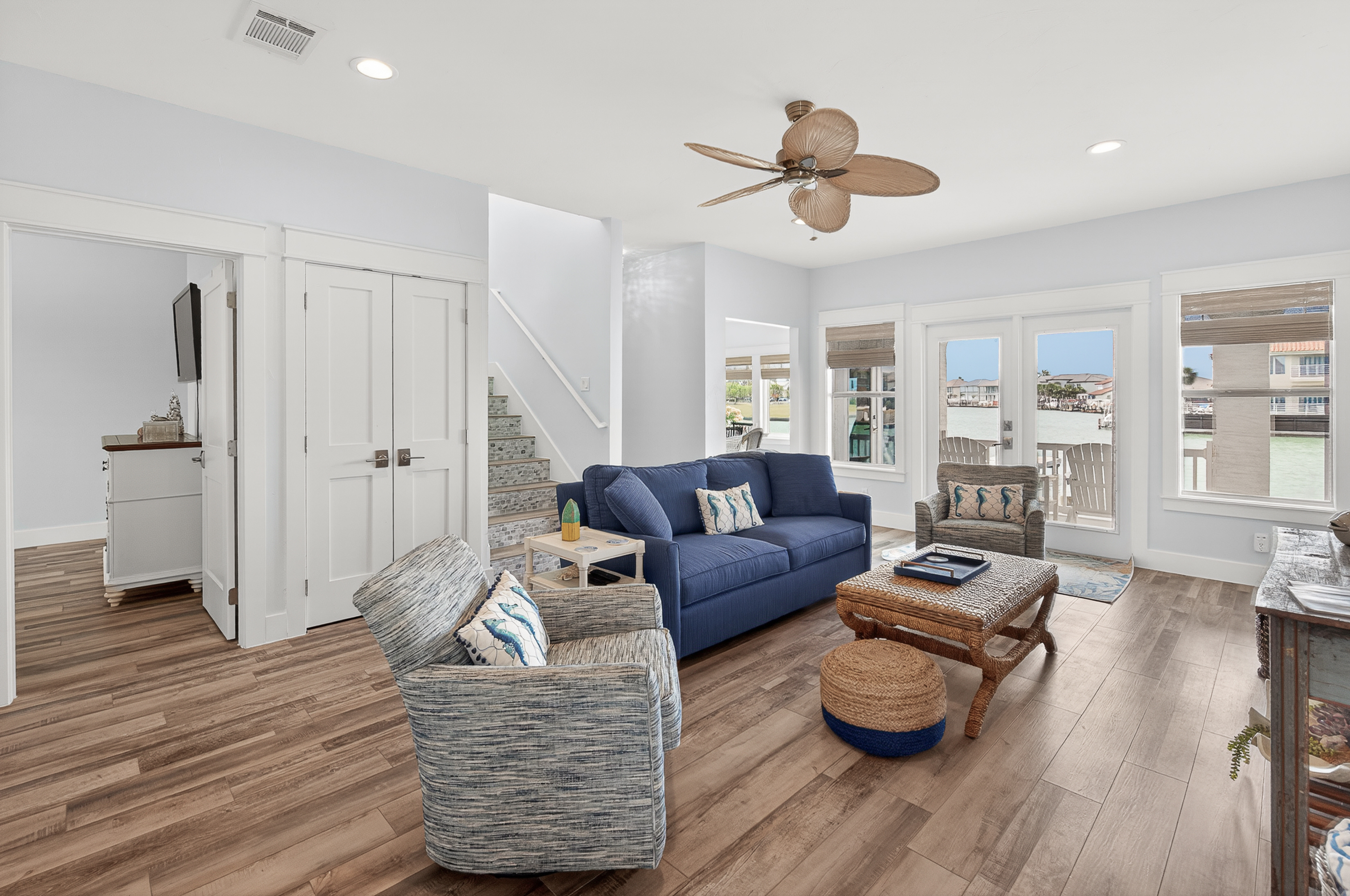  Canal-Front Estate in Island Moorings - 物件實景