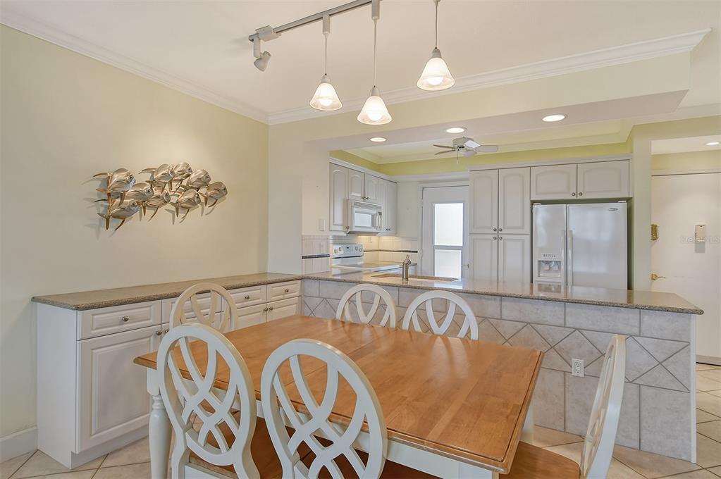 771 John Ringling Boulevard Unit 22FAIR, Sarasota, Florida, 34236, United States, 2 Bedrooms Bedrooms, ,2 BathroomsBathrooms,Residential,For Sale,771 John Ringling Boulevard Unit 22FAIR,1626949