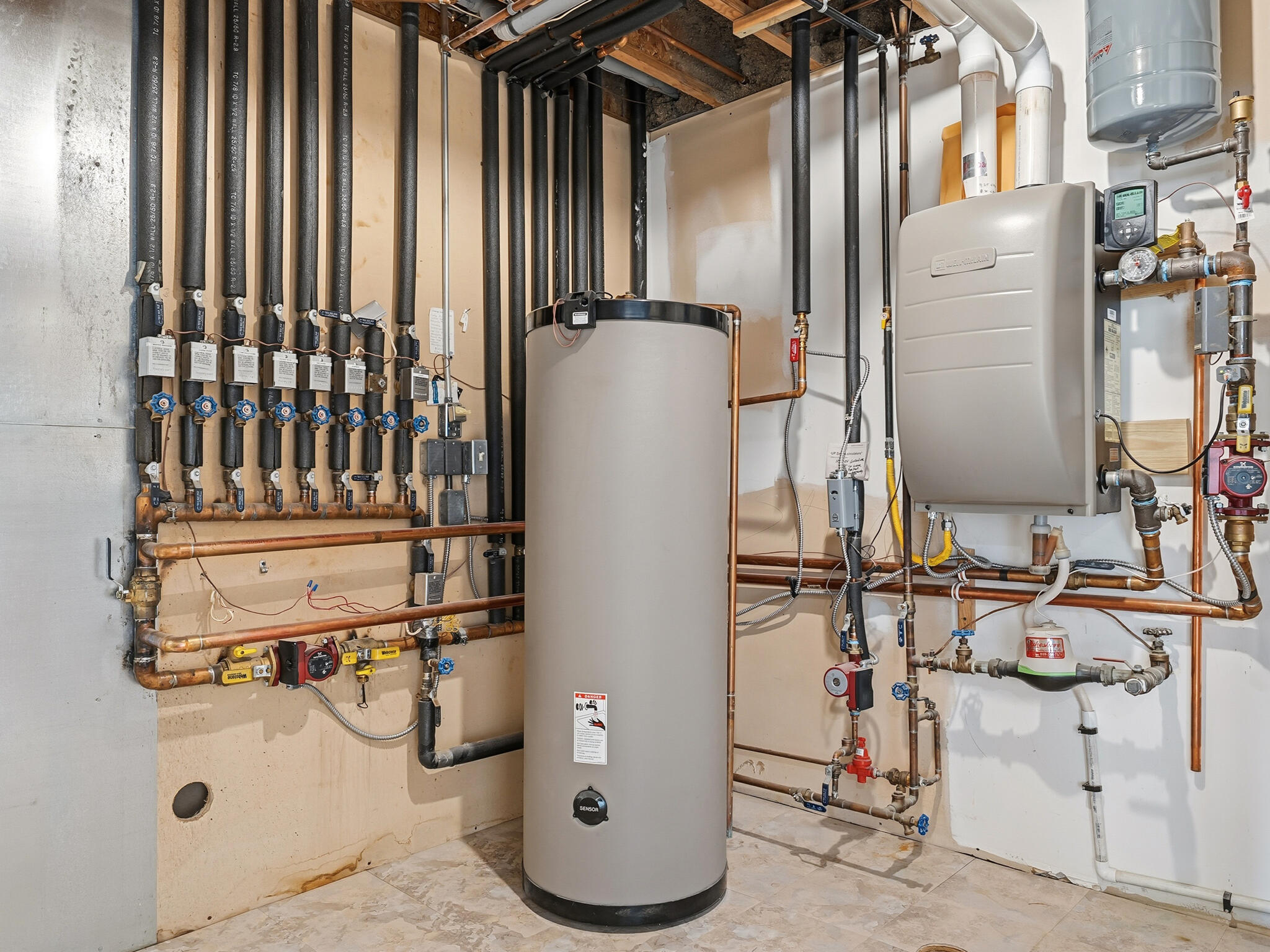 Alpena, Michigan, 49707, United States, 4 Bedrooms Bedrooms, ,4 BathroomsBathrooms,Residential,For Sale,2005523