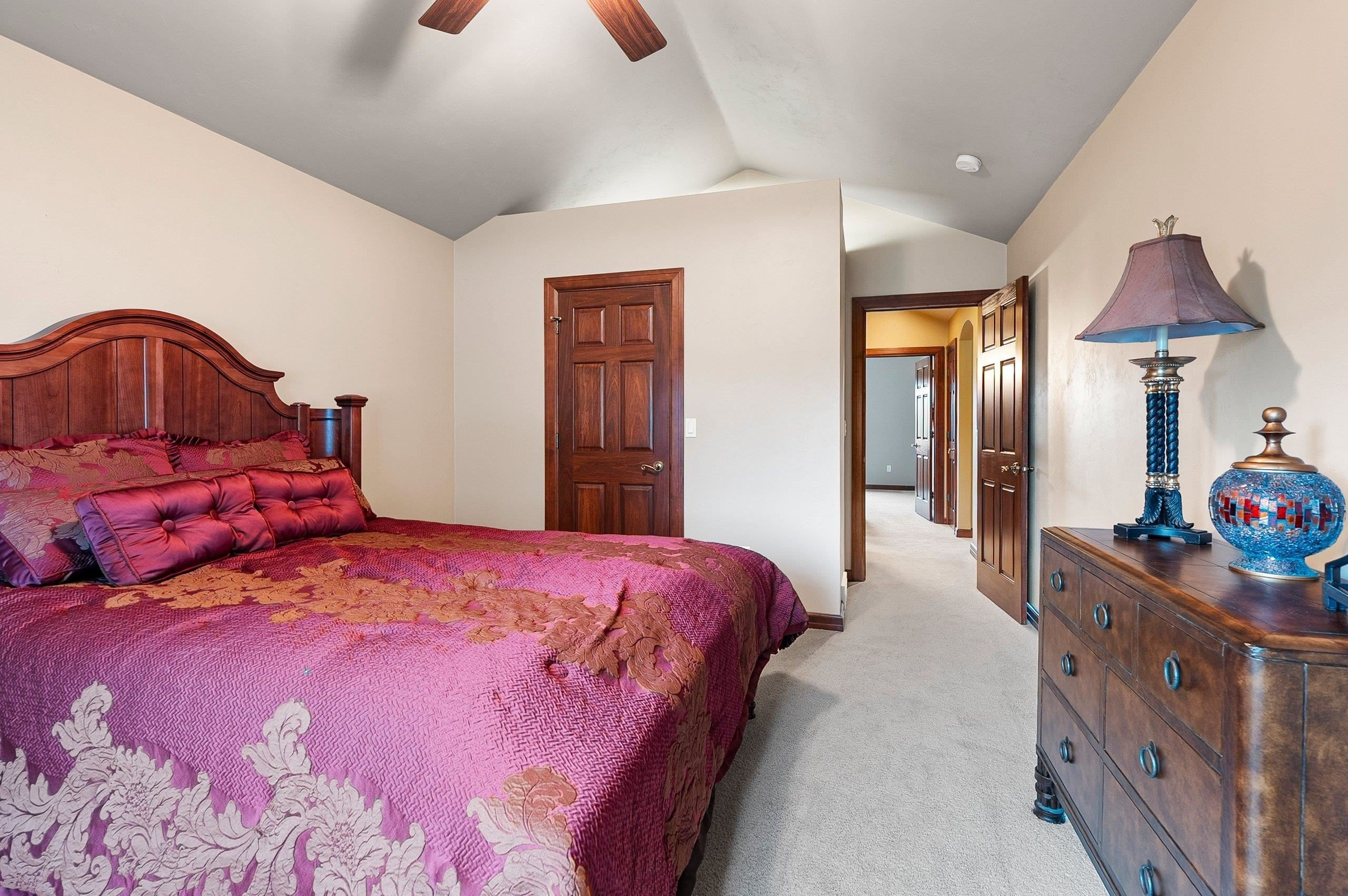 DE PERE, Wisconsin, 54115, United States, 3 Bedrooms Bedrooms, ,4 BathroomsBathrooms,Residential,For Sale,2048400