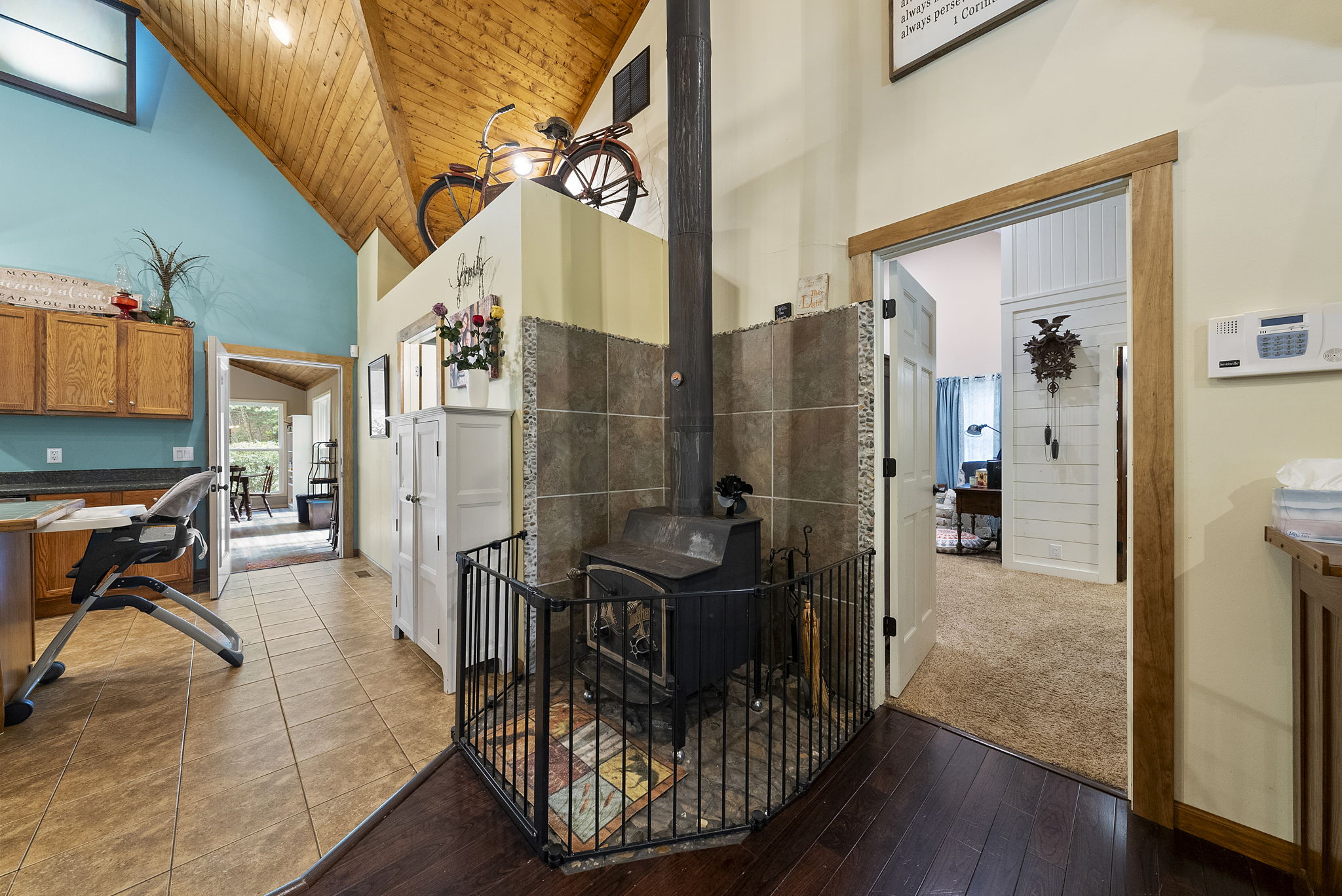 Bloomfield, Indiana, 47424, United States, 3 Bedrooms Bedrooms, ,2 BathroomsBathrooms,Residential,For Sale,1976098