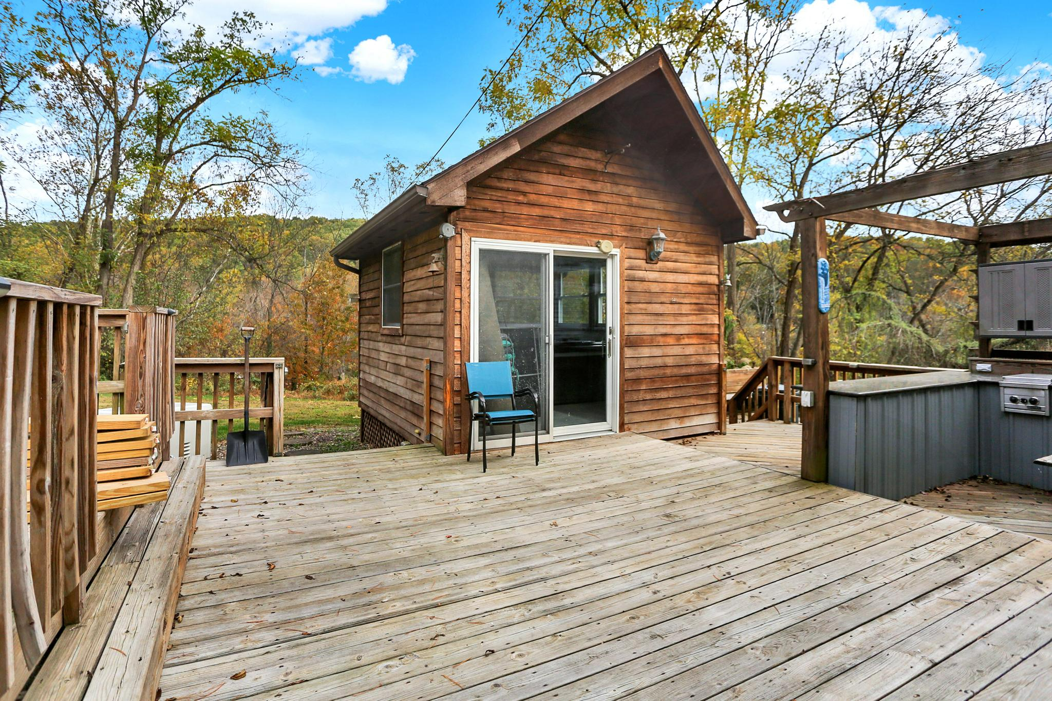 Thompsontown, Pennsylvania, 17094, United States, 4 Bedrooms Bedrooms, ,3 BathroomsBathrooms,Residential,For Sale,1981637