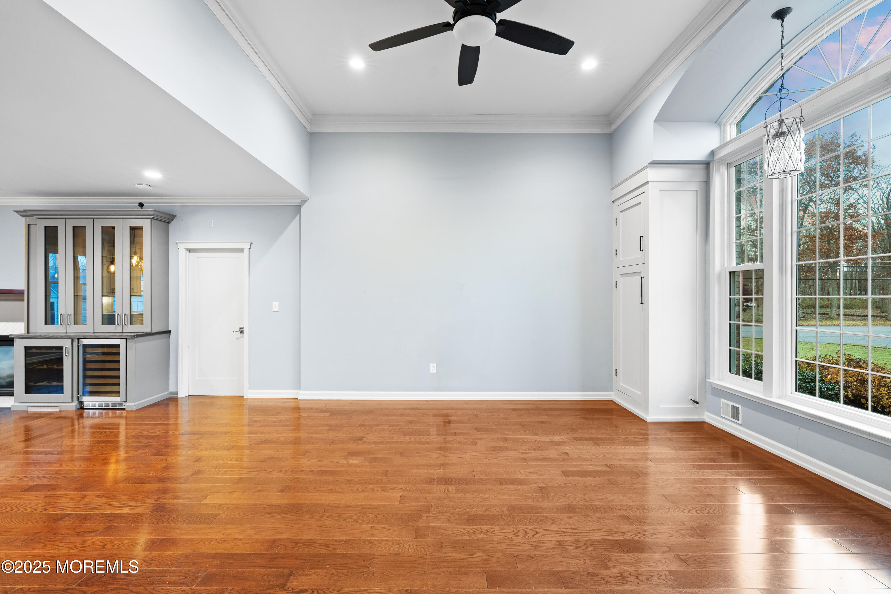 Jackson, New Jersey, 08527, United States, 7 Bedrooms Bedrooms, ,5 BathroomsBathrooms,Residential,For Sale,1998034