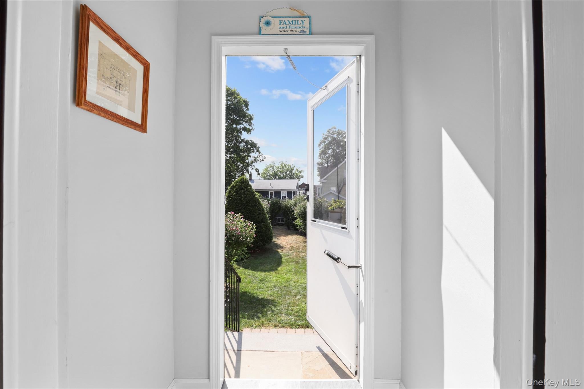 Ossining, New York, 10562, United States, 3 Bedrooms Bedrooms, ,2 BathroomsBathrooms,Residential,For Sale,1922998