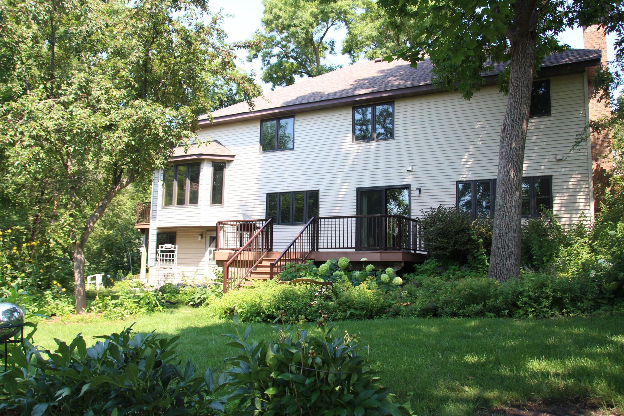 Lakeville, Minnesota, 55044, United States, 3 Bedrooms Bedrooms, ,2 BathroomsBathrooms,Residential,For Sale,1941010