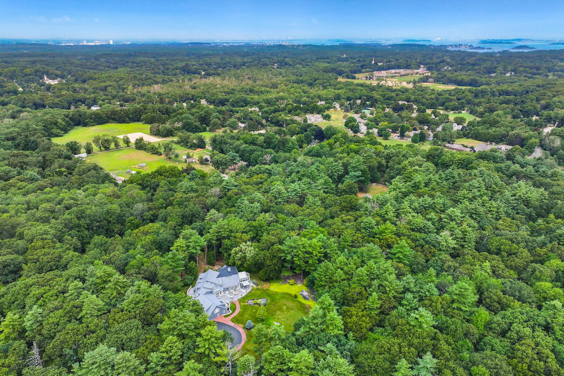  70 Lazell Street,Hingham, MA, 02043 - 物件實景