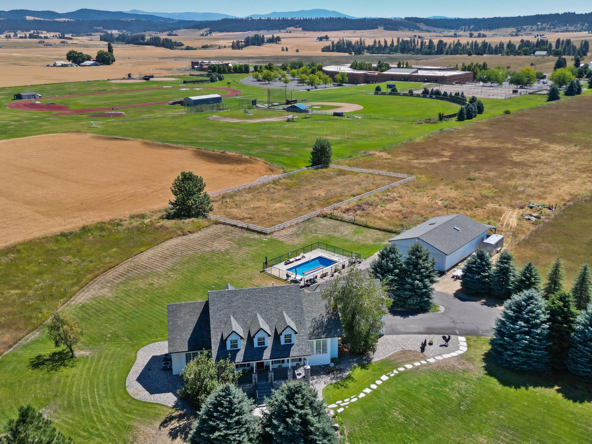Mead, Washington, 99021, United States, 5 Bedrooms Bedrooms, ,5 BathroomsBathrooms,Residential,For Sale,1838740
