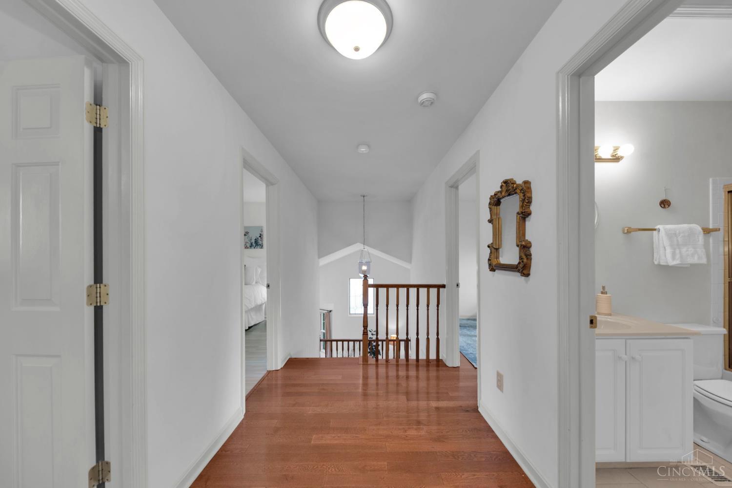 Loveland, Ohio, 45140, United States, 4 Bedrooms Bedrooms, ,3 BathroomsBathrooms,Residential,For Sale,1992143