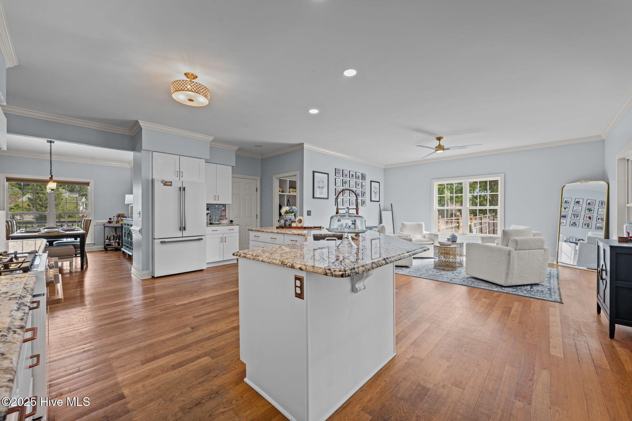 New Bern, North Carolina, 28562, United States, 5 Bedrooms Bedrooms, ,4 BathroomsBathrooms,Residential,For Sale,1941711