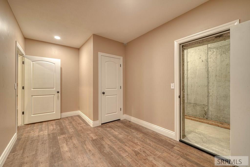 IDAHO FALLS, Idaho, 83401, United States, 6 Bedrooms Bedrooms, ,3 BathroomsBathrooms,Residential,For Sale,2006339