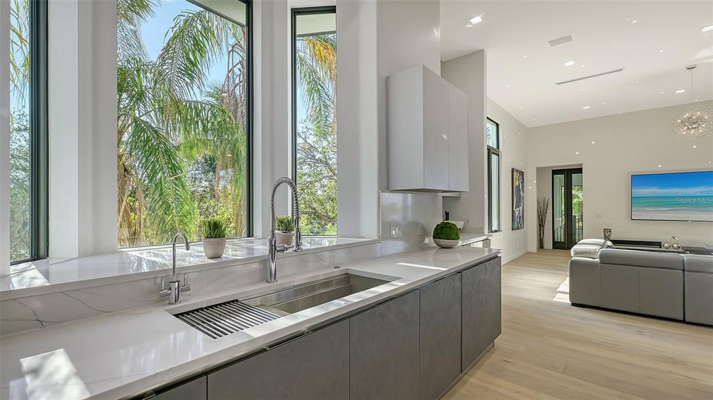 Sarasota, Florida, 34239, United States, 4 Bedrooms Bedrooms, ,7 BathroomsBathrooms,Residential,For Sale,1759750