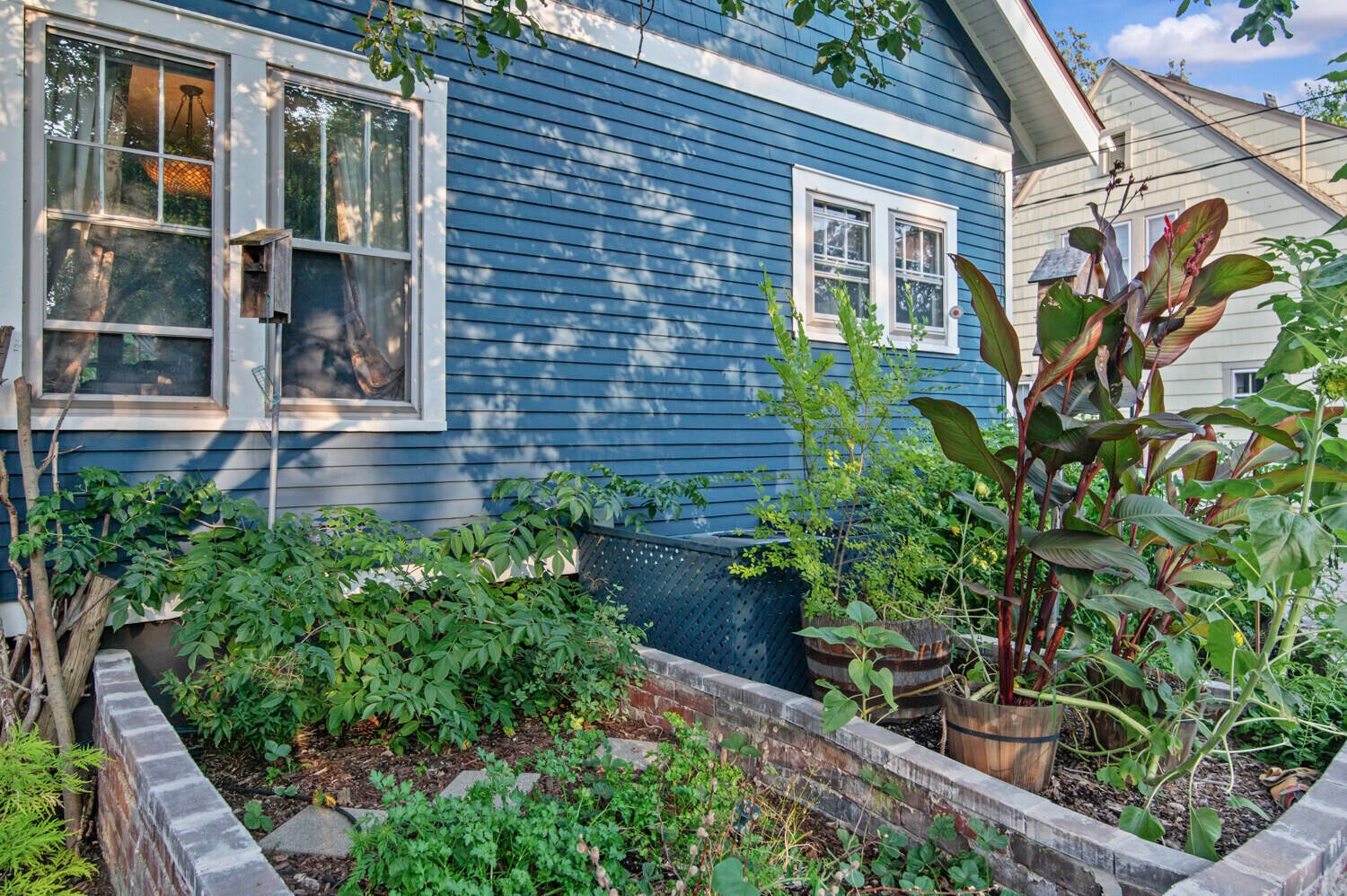 Ann Arbor, Michigan, 48103, United States, 4 Bedrooms Bedrooms, ,3 BathroomsBathrooms,Residential,For Sale,1991262