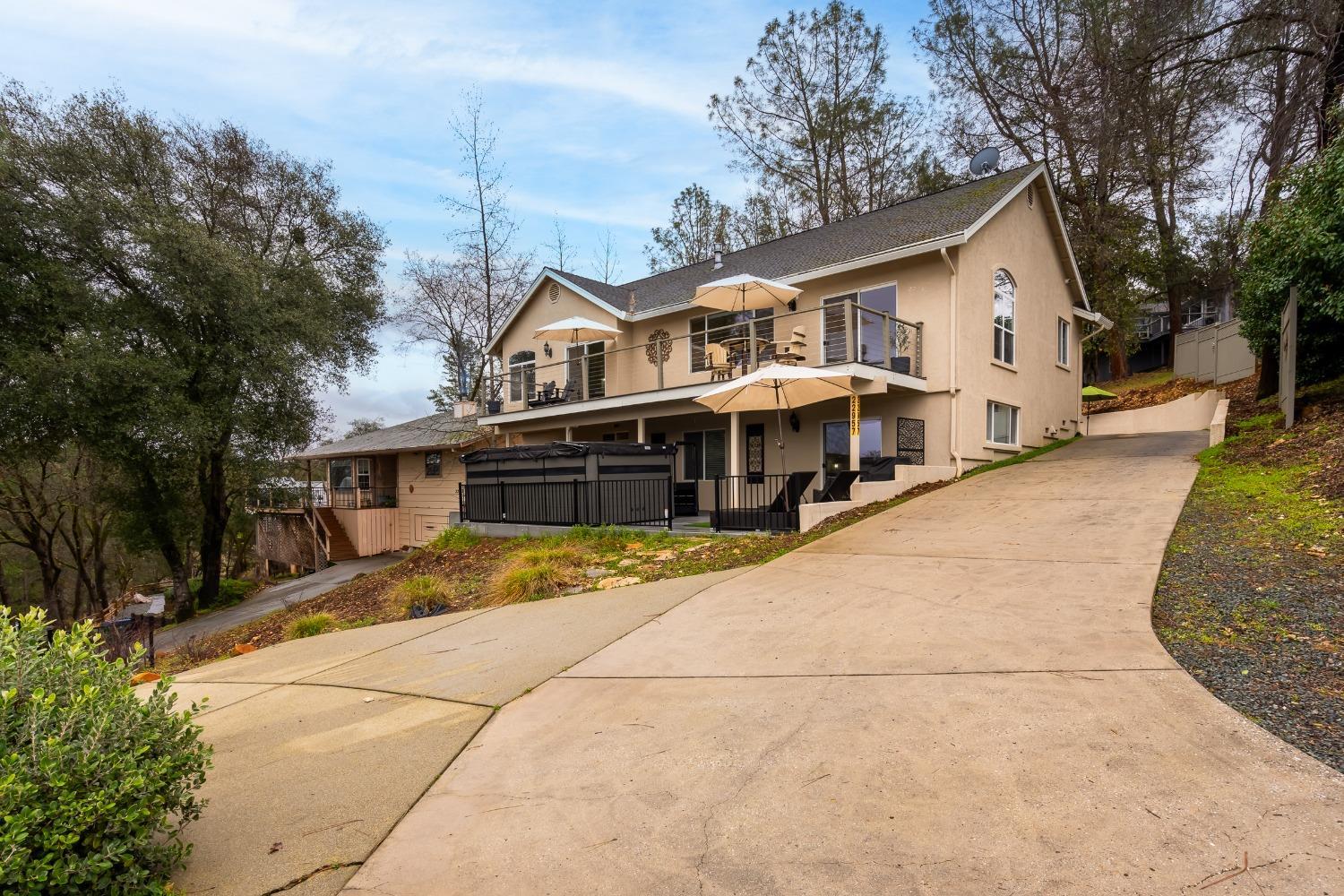 Auburn, California, 95602, United States, 4 Bedrooms Bedrooms, ,3 BathroomsBathrooms,Residential,For Sale,2015913