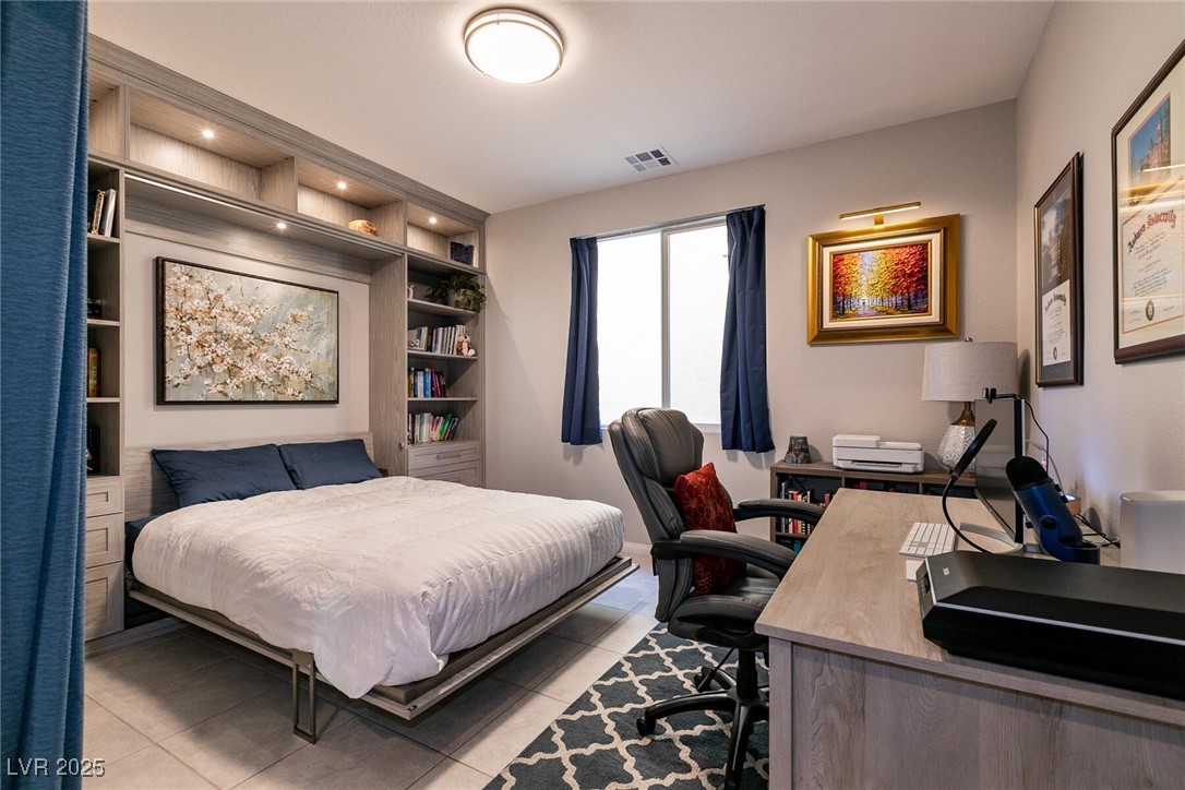 Las Vegas, Nevada, 89166, United States, 4 Bedrooms Bedrooms, ,3 BathroomsBathrooms,Residential,For Sale,1960504