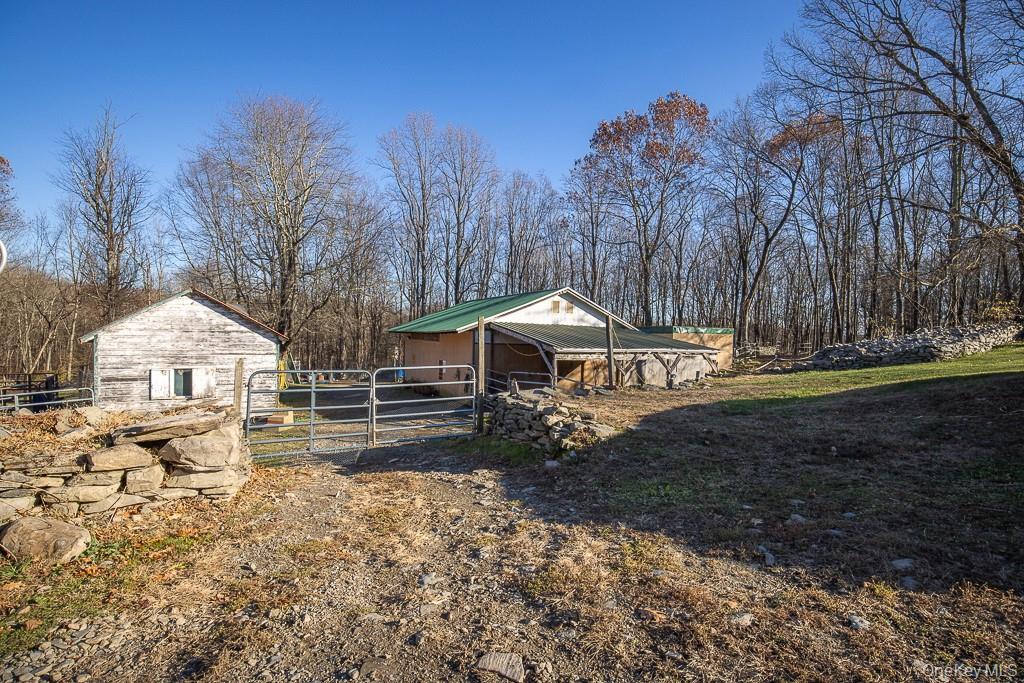 Wallkill, New York, 12589, United States, 4 Bedrooms Bedrooms, ,2 BathroomsBathrooms,Residential,For Sale,1998063