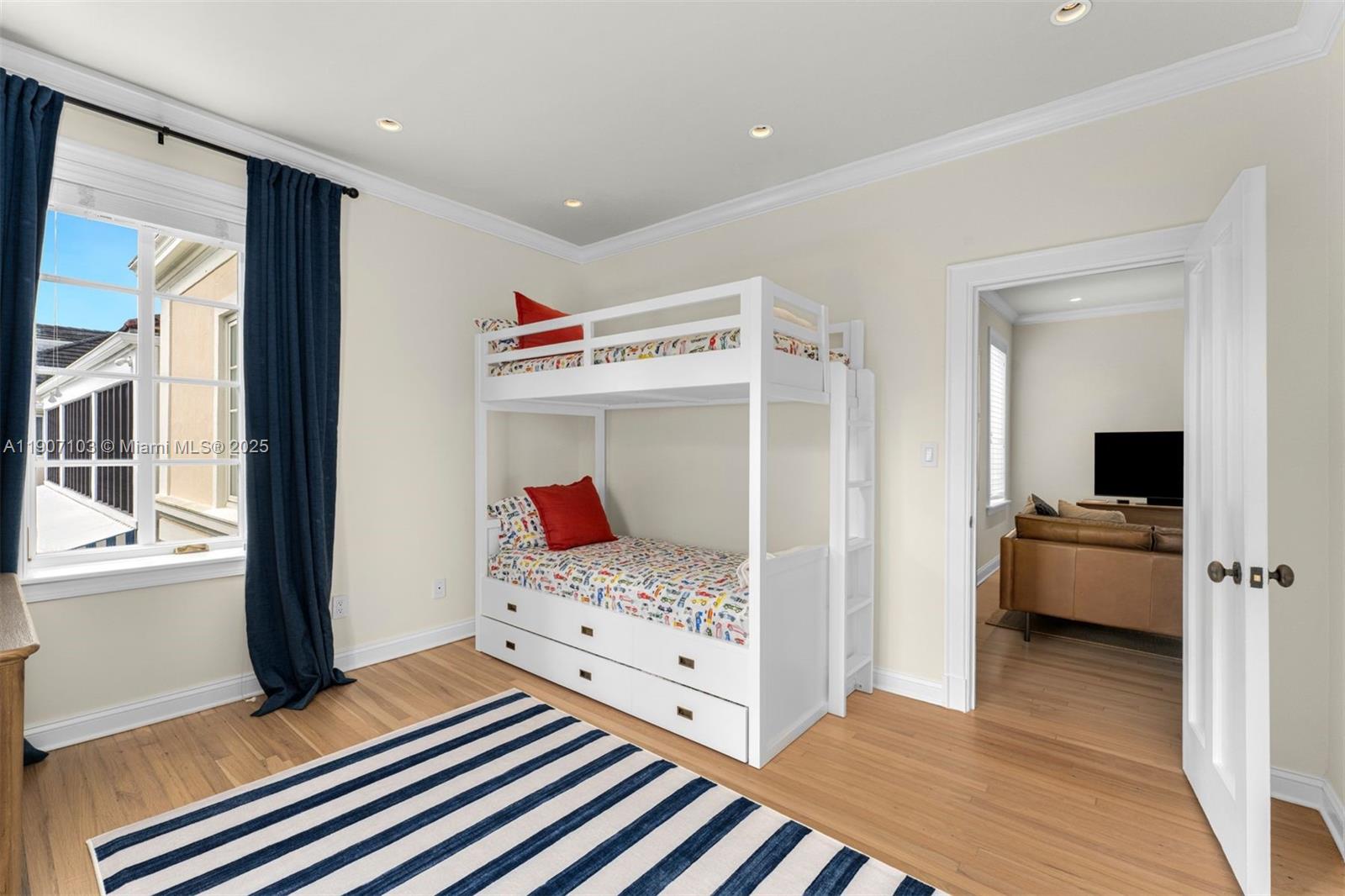 Coral Gables, Florida, 33146, United States, 3 Bedrooms Bedrooms, ,4 BathroomsBathrooms,Residential,For Sale,1992032