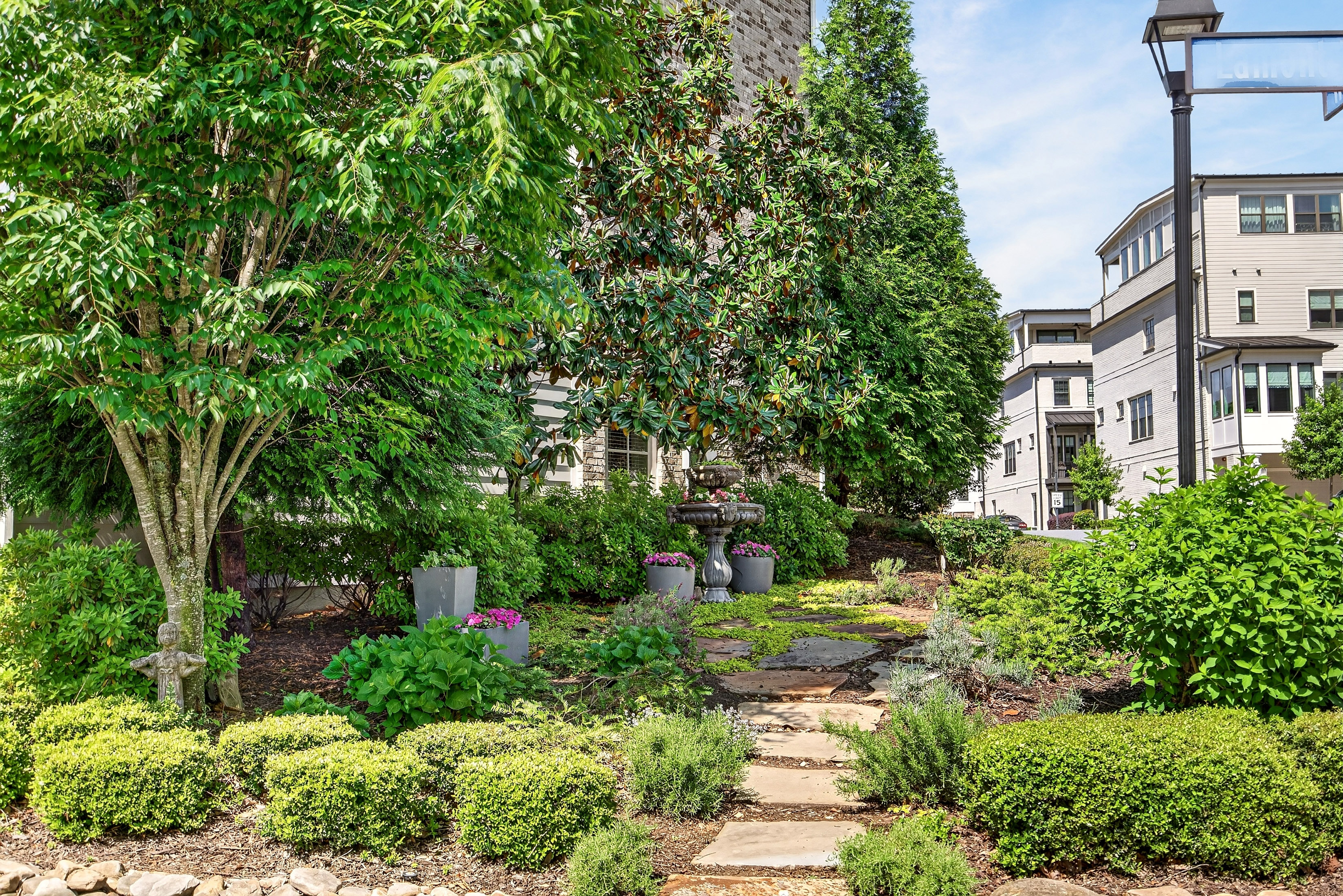  Effortless Elevated Living in the Heart of Sandy Springs - 物件實景
