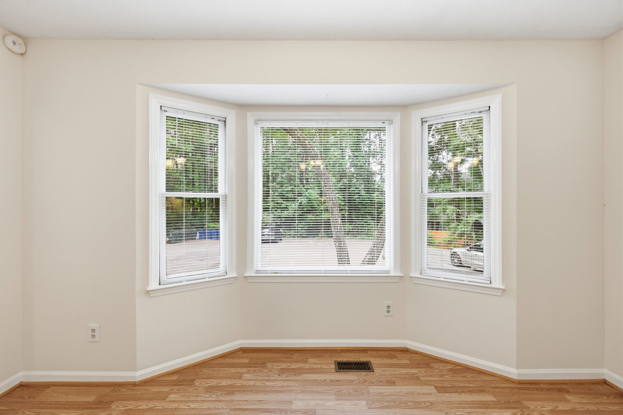  844-C Athens Drive, Raleigh, NC 27606 - 物件實景