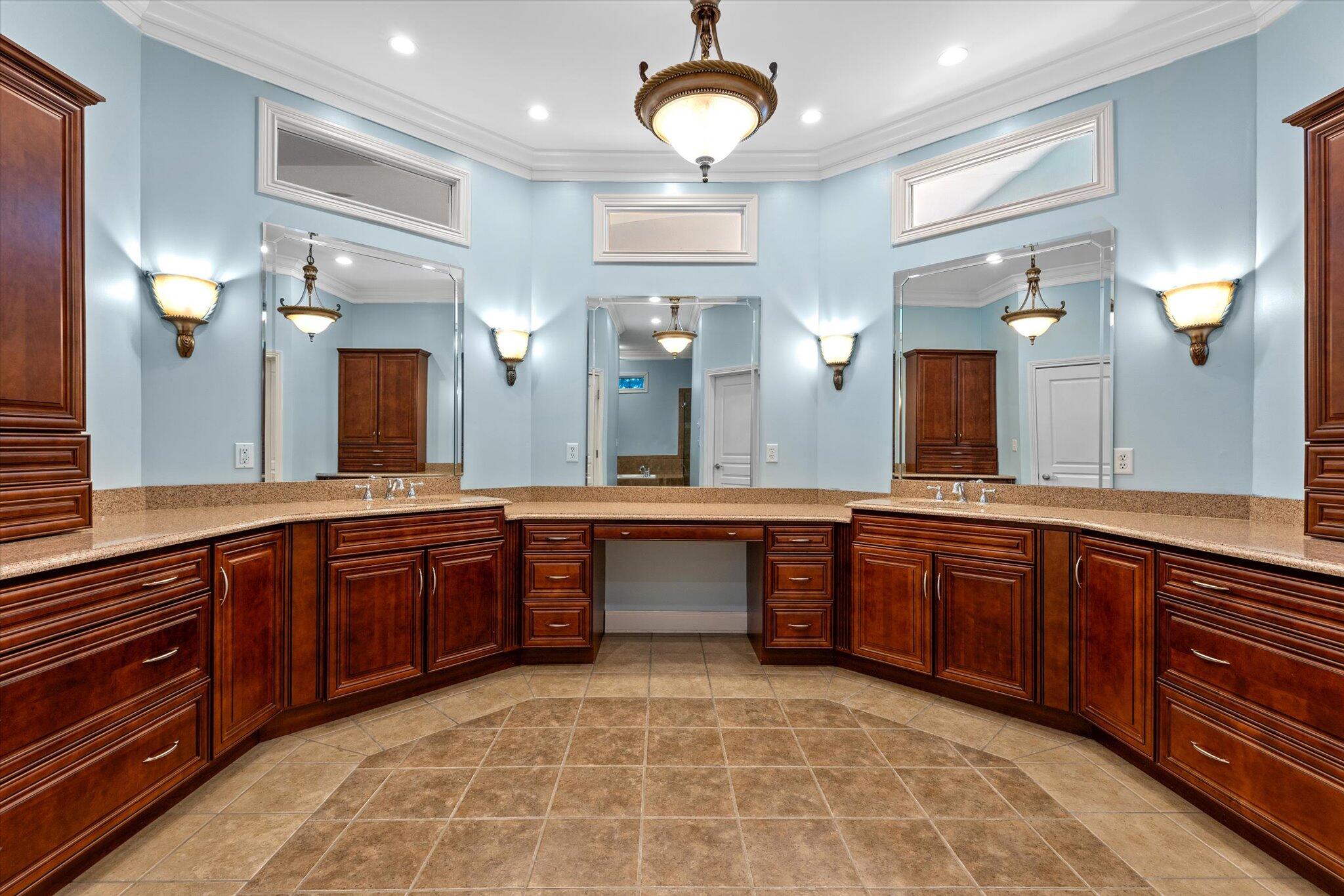 Georgetown, Kentucky, 40324, United States, 6 Bedrooms Bedrooms, ,4 BathroomsBathrooms,Residential,For Sale,1874410