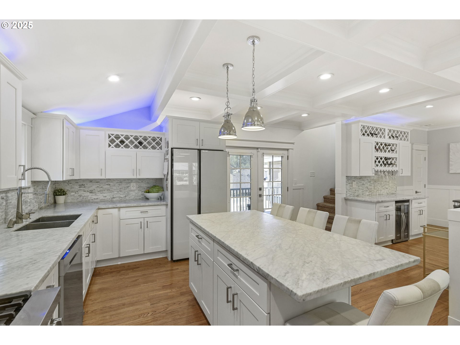 Vancouver, Washington, 98686, United States, 6 Bedrooms Bedrooms, ,3 BathroomsBathrooms,Residential,For Sale,1989368