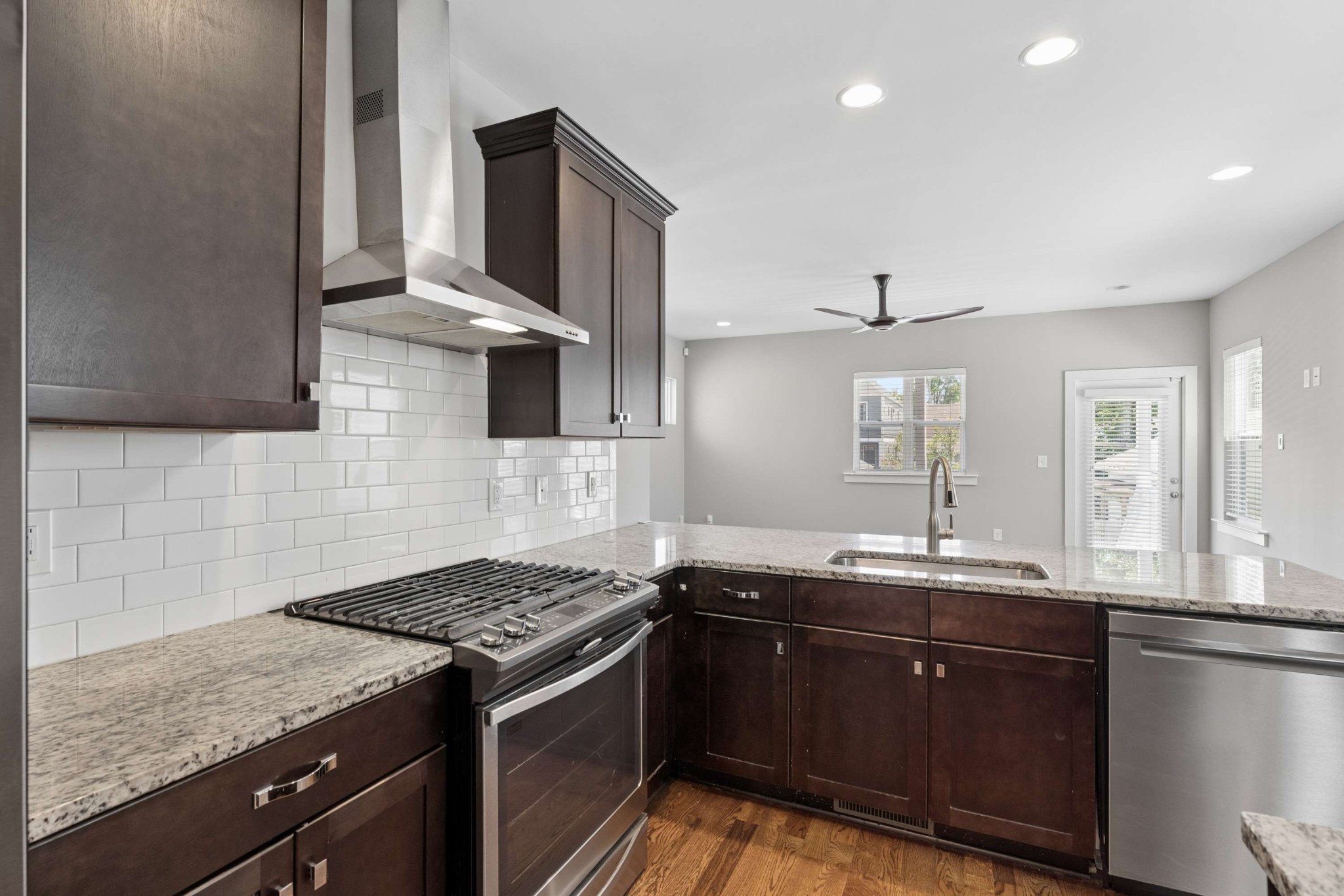  5411 Kentucky Ave, Nashville, TN, 37209 - 物件實景