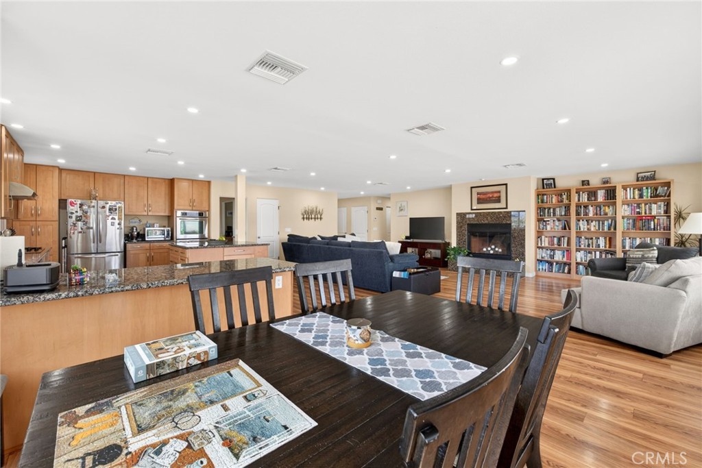 Hemet, California, 92544, United States, 3 Bedrooms Bedrooms, ,2 BathroomsBathrooms,Residential,For Sale,2035887