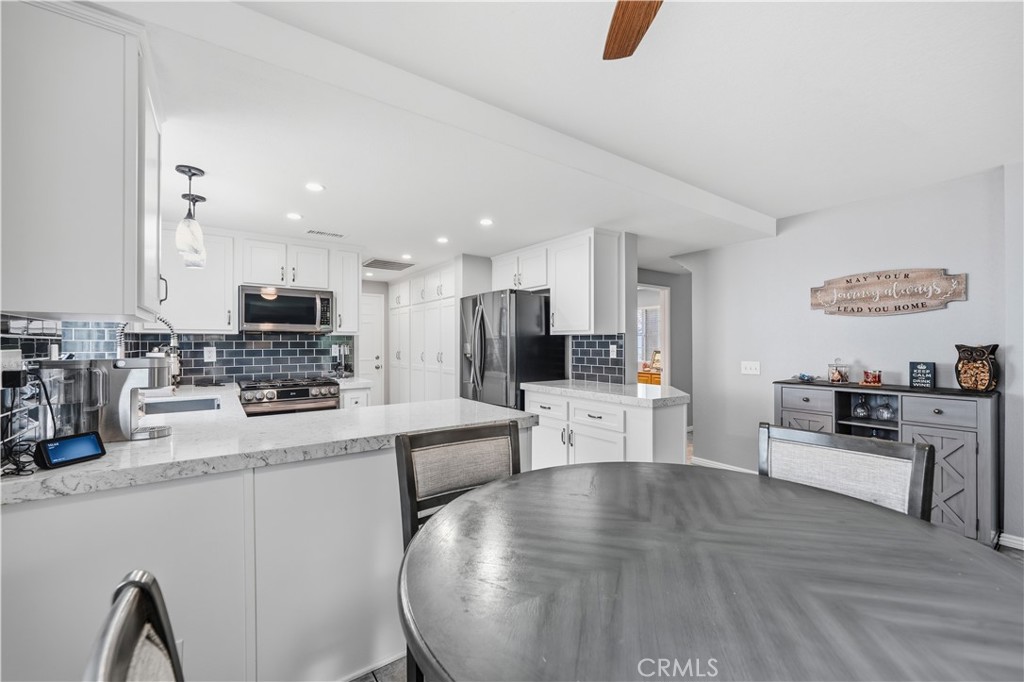 Moreno Valley, California, 92557, United States, 4 Bedrooms Bedrooms, ,3 BathroomsBathrooms,Residential,For Sale,1982856