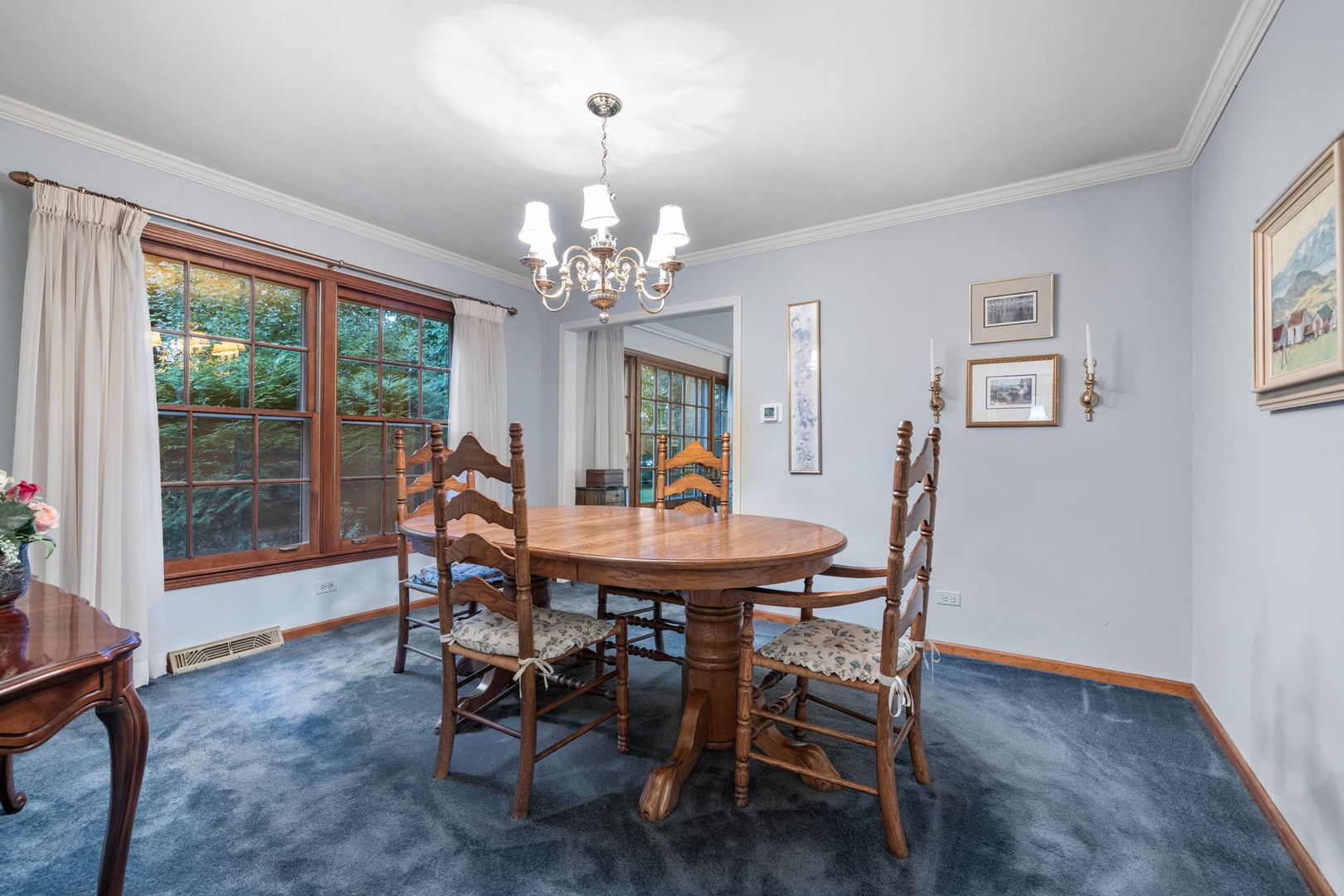 Wheaton, Illinois, 60189, United States, 5 Bedrooms Bedrooms, ,3 BathroomsBathrooms,Residential,For Sale,1941068