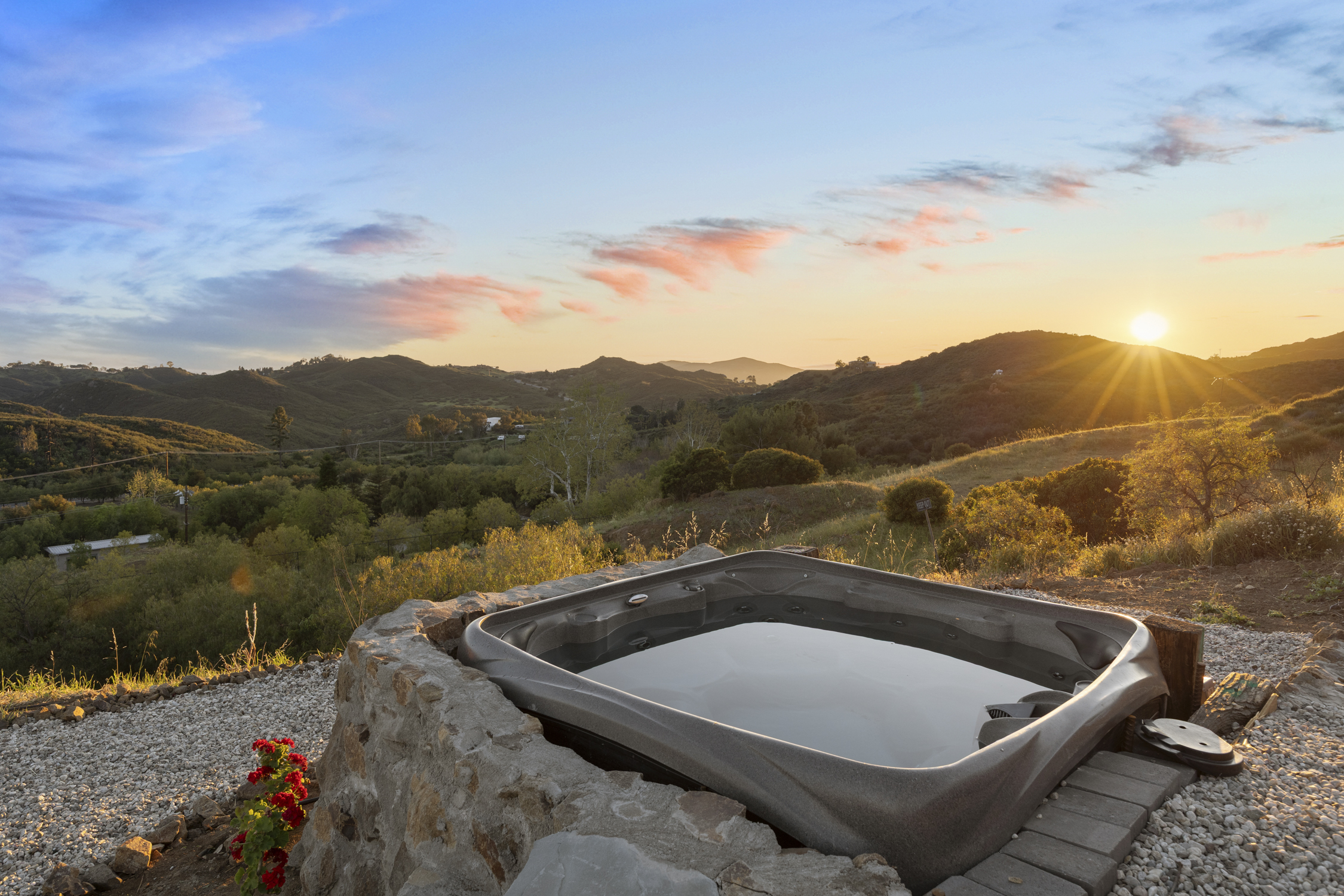  33239 Mulholland Hwy - 物件實景