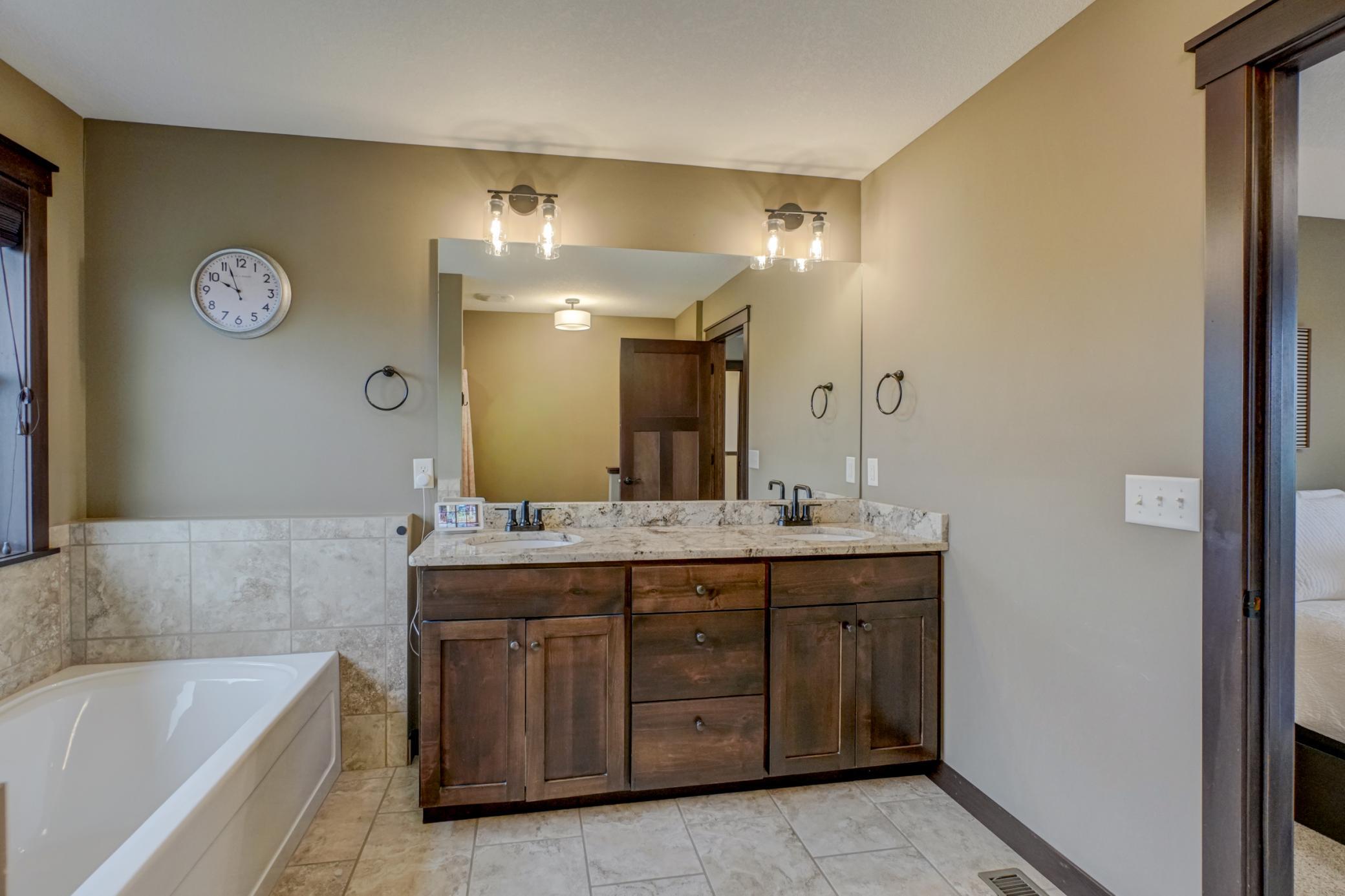 Saint Joseph Twp, Wisconsin, 54017, United States, 4 Bedrooms Bedrooms, ,4 BathroomsBathrooms,Residential,For Sale,1989036