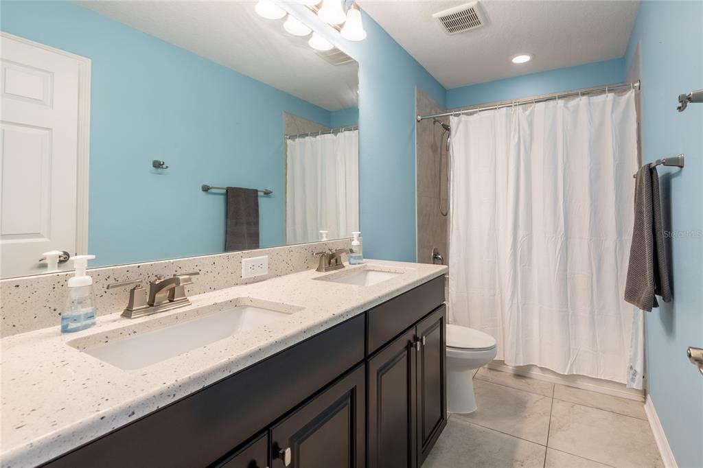 Riverview, Florida, 33578, United States, 5 Bedrooms Bedrooms, ,3 BathroomsBathrooms,Residential,For Sale,2009083