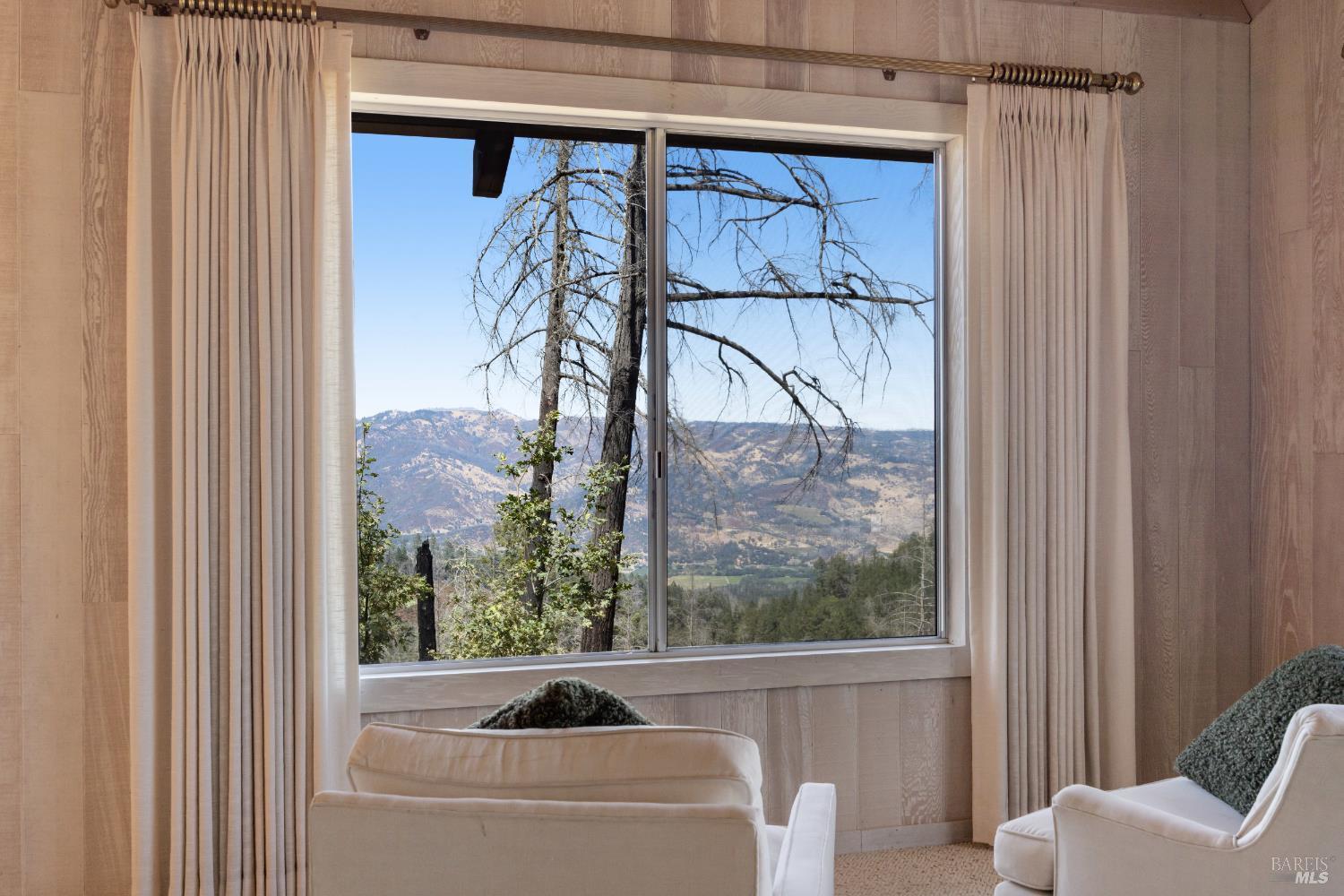 St. Helena, California, 94574, United States, 2 Bedrooms Bedrooms, ,2 BathroomsBathrooms,Residential,For Sale,1975213