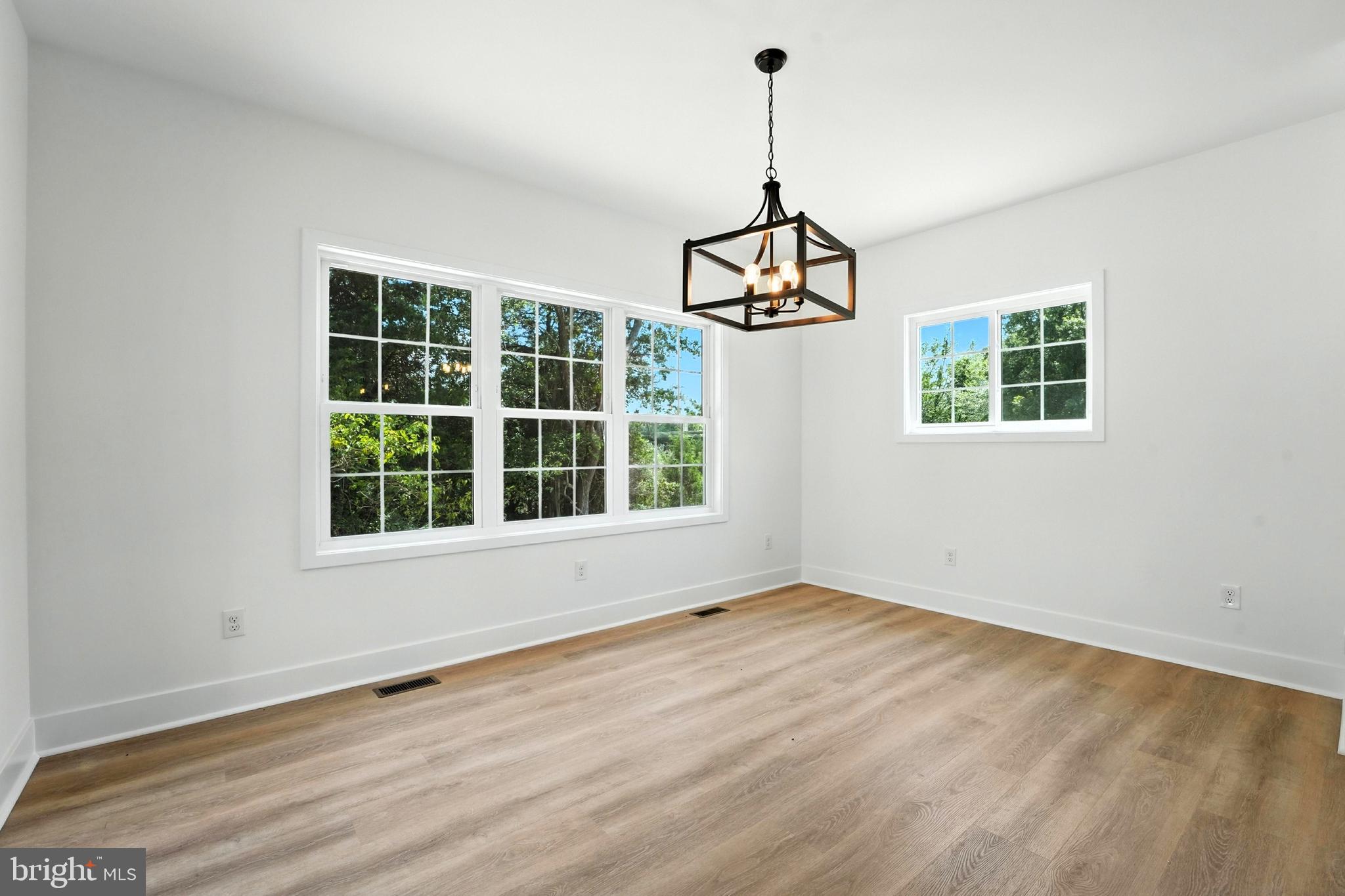 Culpeper, Virginia, 22701, United States, 3 Bedrooms Bedrooms, ,2 BathroomsBathrooms,Residential,For Sale,1978306