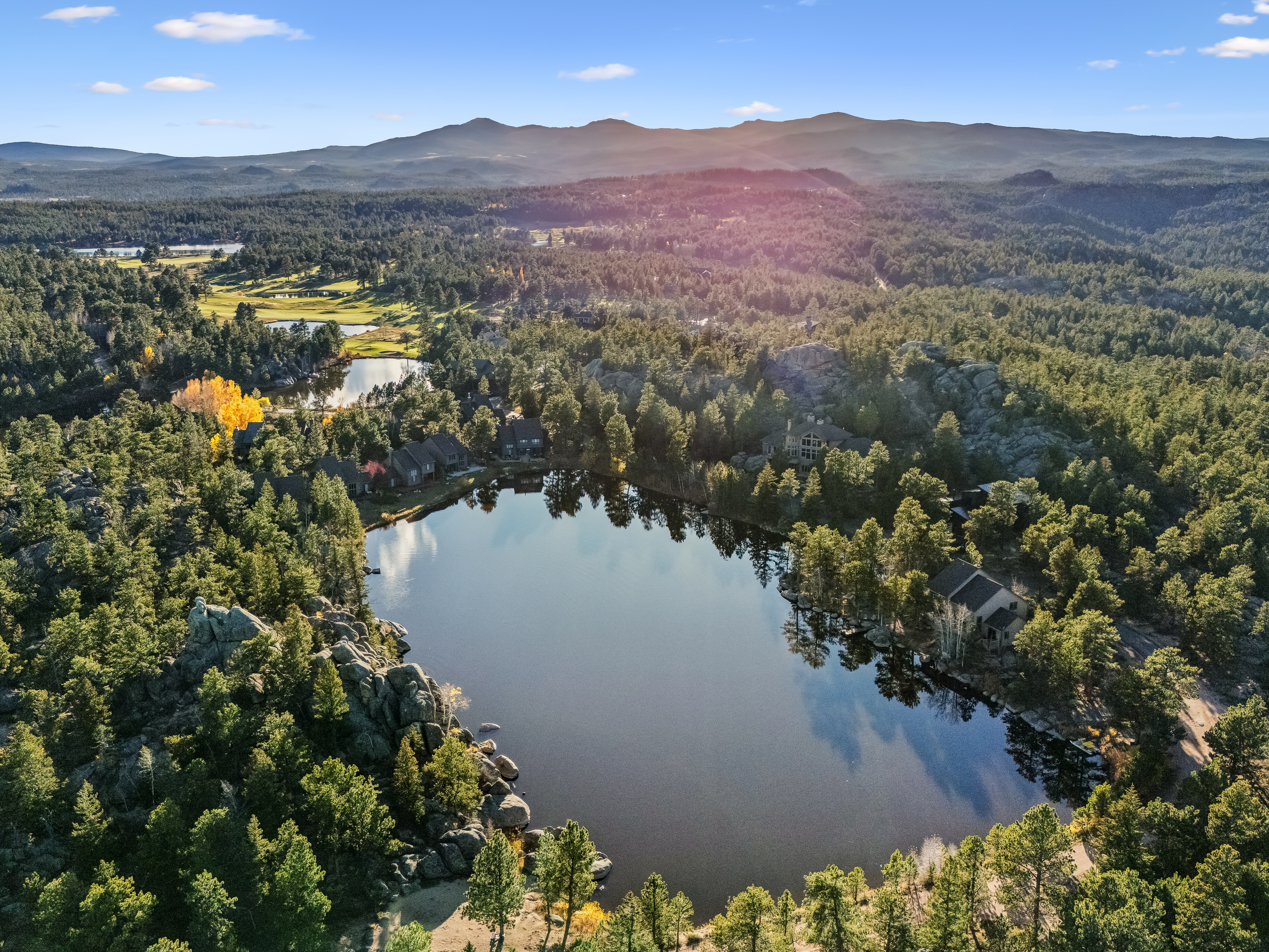  Lakeside Fox Acres Estate with Elevator, Sauna & Guest Apartment - 物件實景